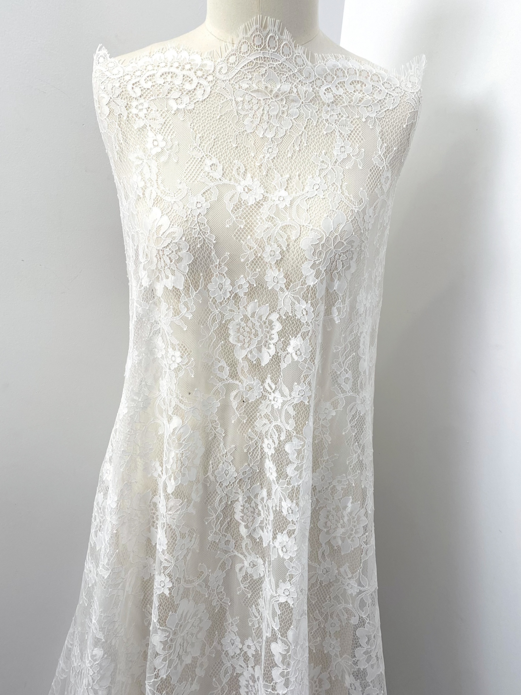 3 Meters Chantilly Eyelash Lace, Soft Lace Tulle Wedding Dress Fabric for Overlay Bridal Veil