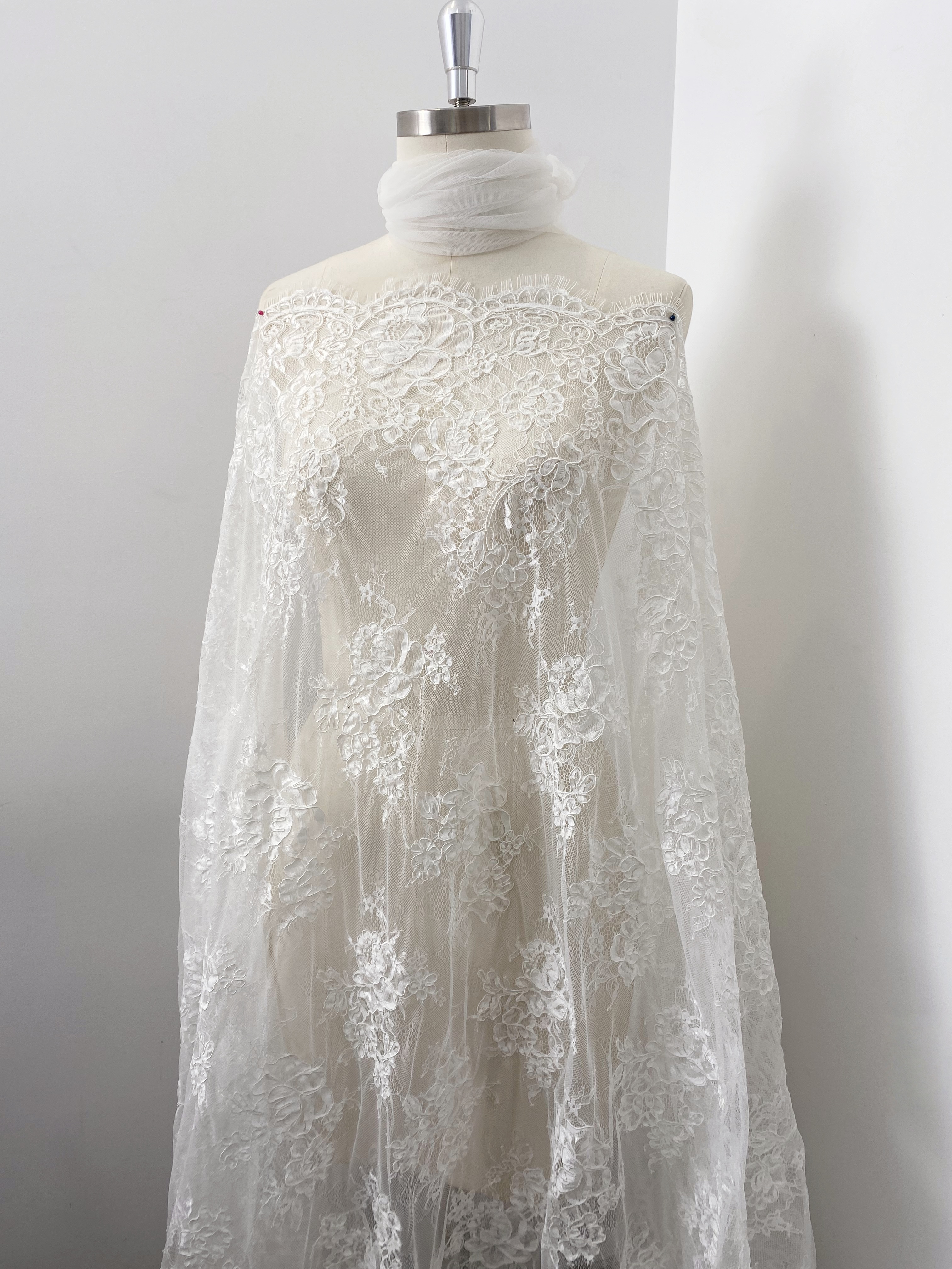 White Corded Floral Alencon Lace Fabric for Bridal Gown, Wedding Dress, DIY Sewing, Bridal Lace with Salloped Edge, 3 Meters/piece