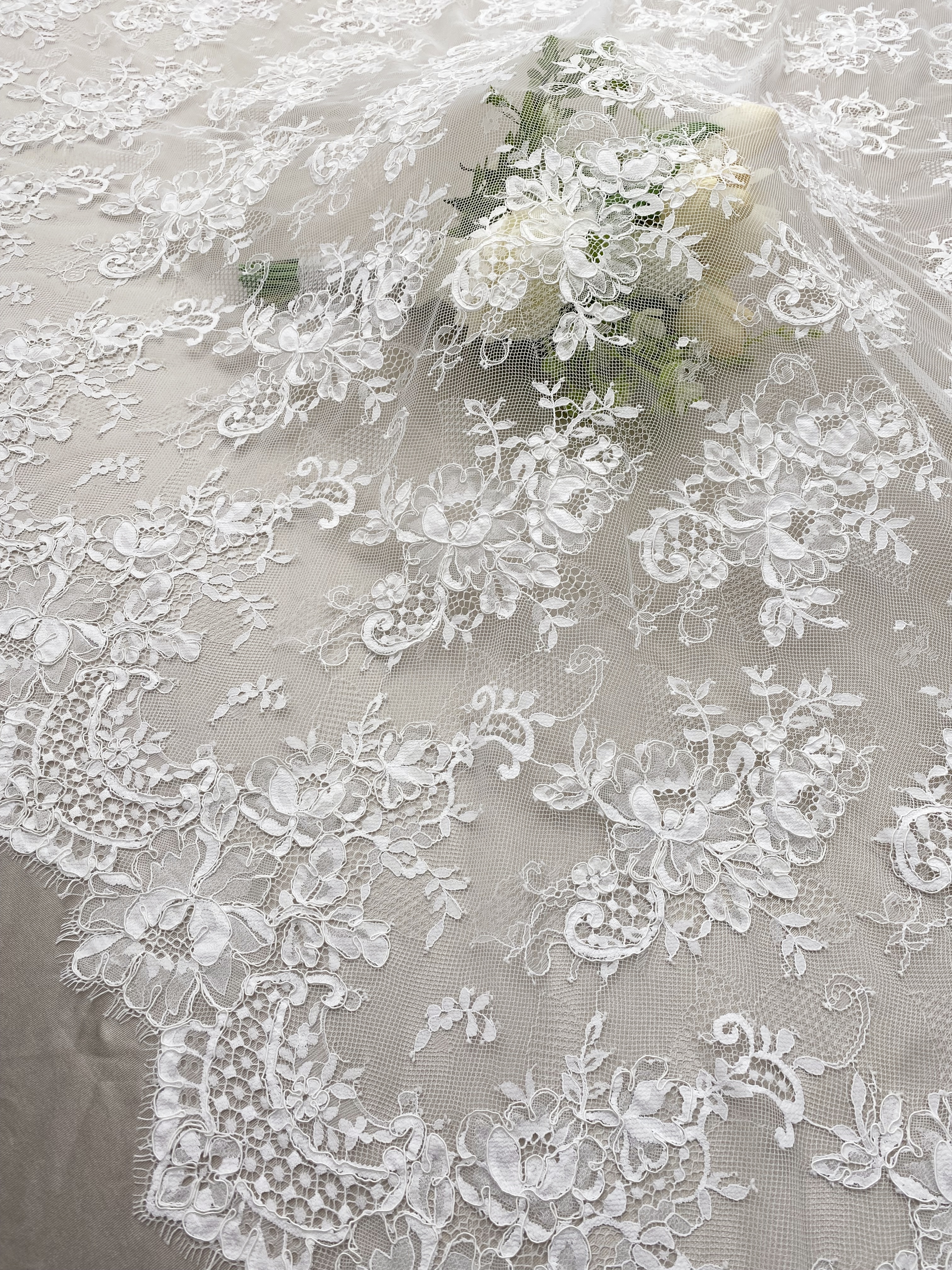 3 Meters French Chantilly Lace Fabric with Corded and Eyelash, Floral Embroidery Lace Scallop Edges for Bridal Wedding Dress, Veil