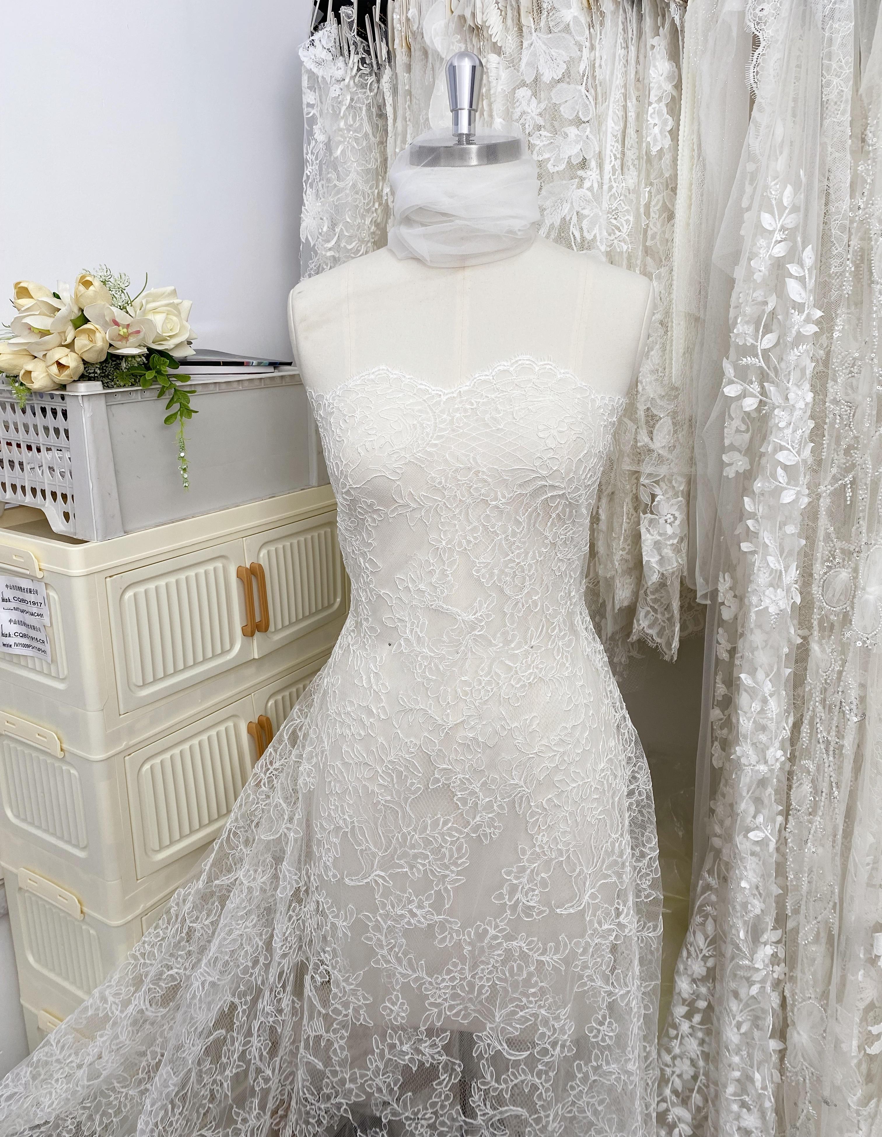 Exclusive Design for 2026: 3 Meters French Lace with Corded, 150cm Wide Alencon Eyelash Lace Fabric for Wedding Dress, Bridal gown, Veil