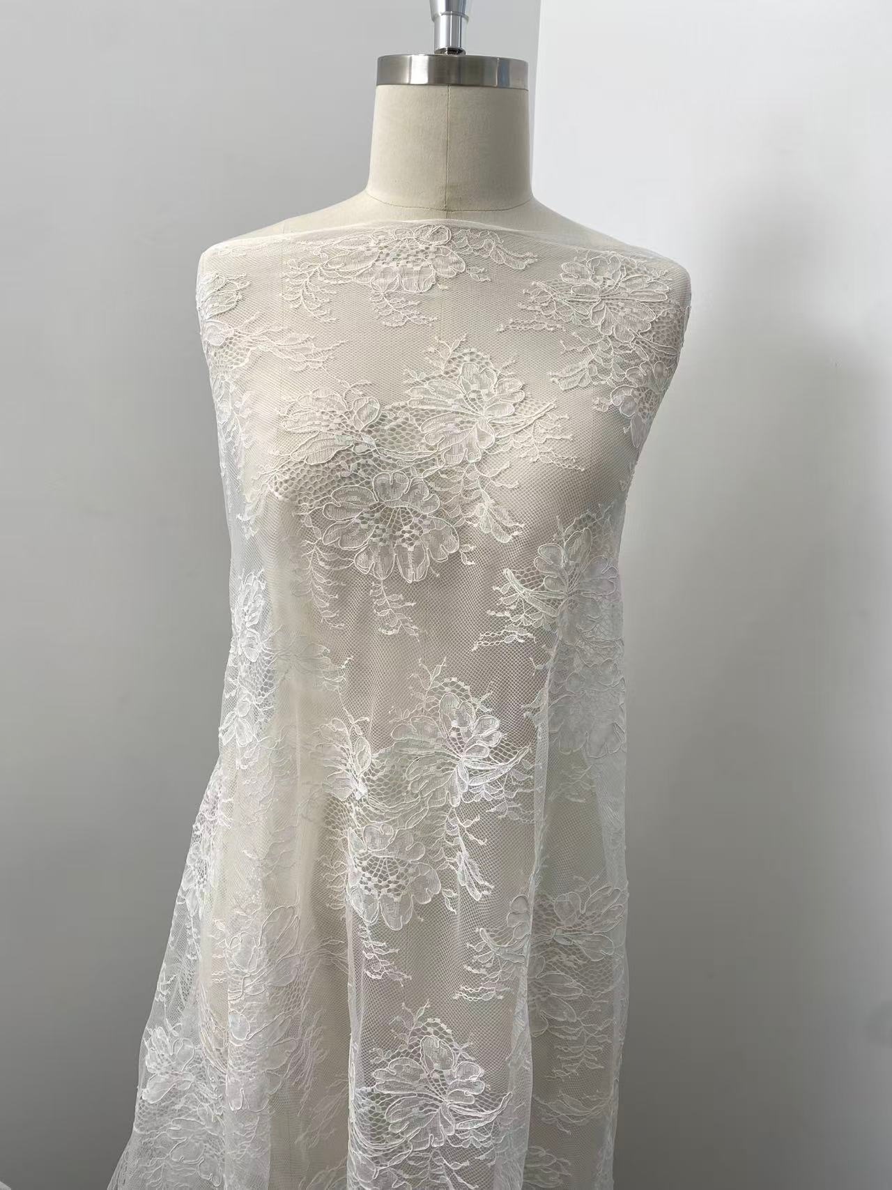 New arrival Chantilly lace fabric with flowers for bridal veil, bridal dress, White wedding lace French lace by the yard
