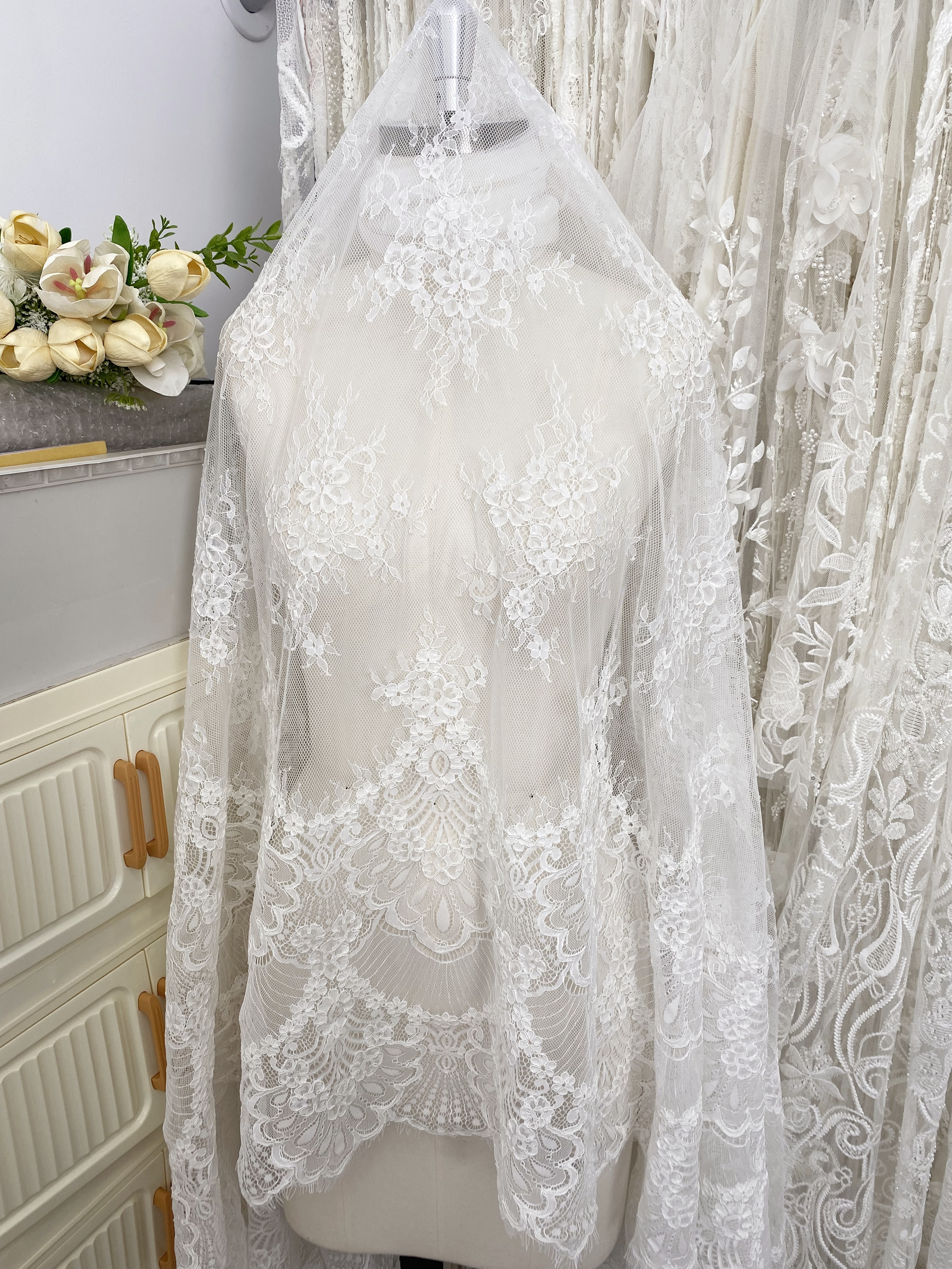 3 Meters French Chantilly Lace Fabric with Corded and Eyelash, Floral Embroidery Lace Scallop Edges for Bridal Wedding Dress, Veil