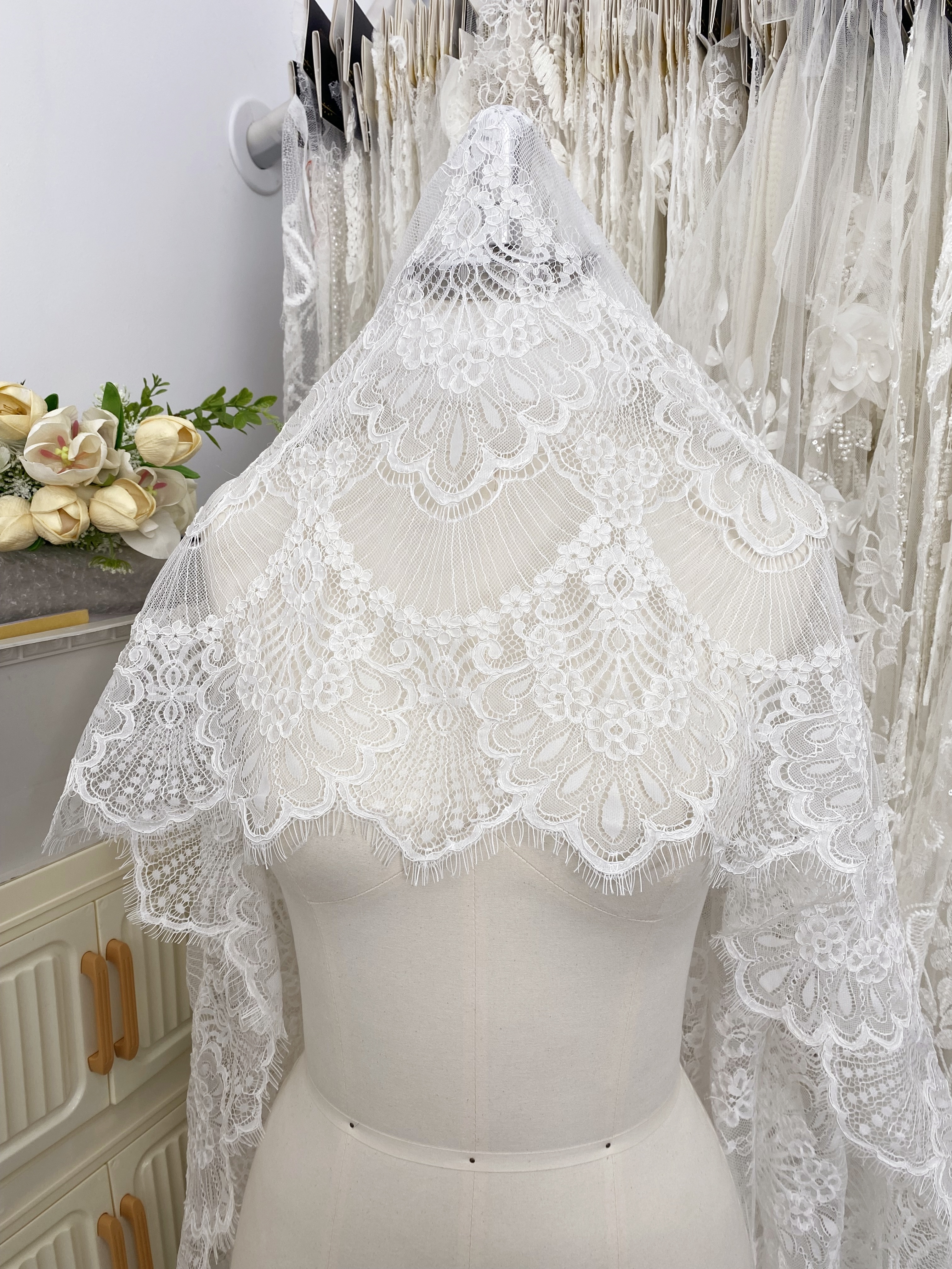 3 Meters French Chantilly Lace Fabric with Corded and Eyelash, Floral Embroidery Lace Scallop Edges for Bridal Wedding Dress, Veil