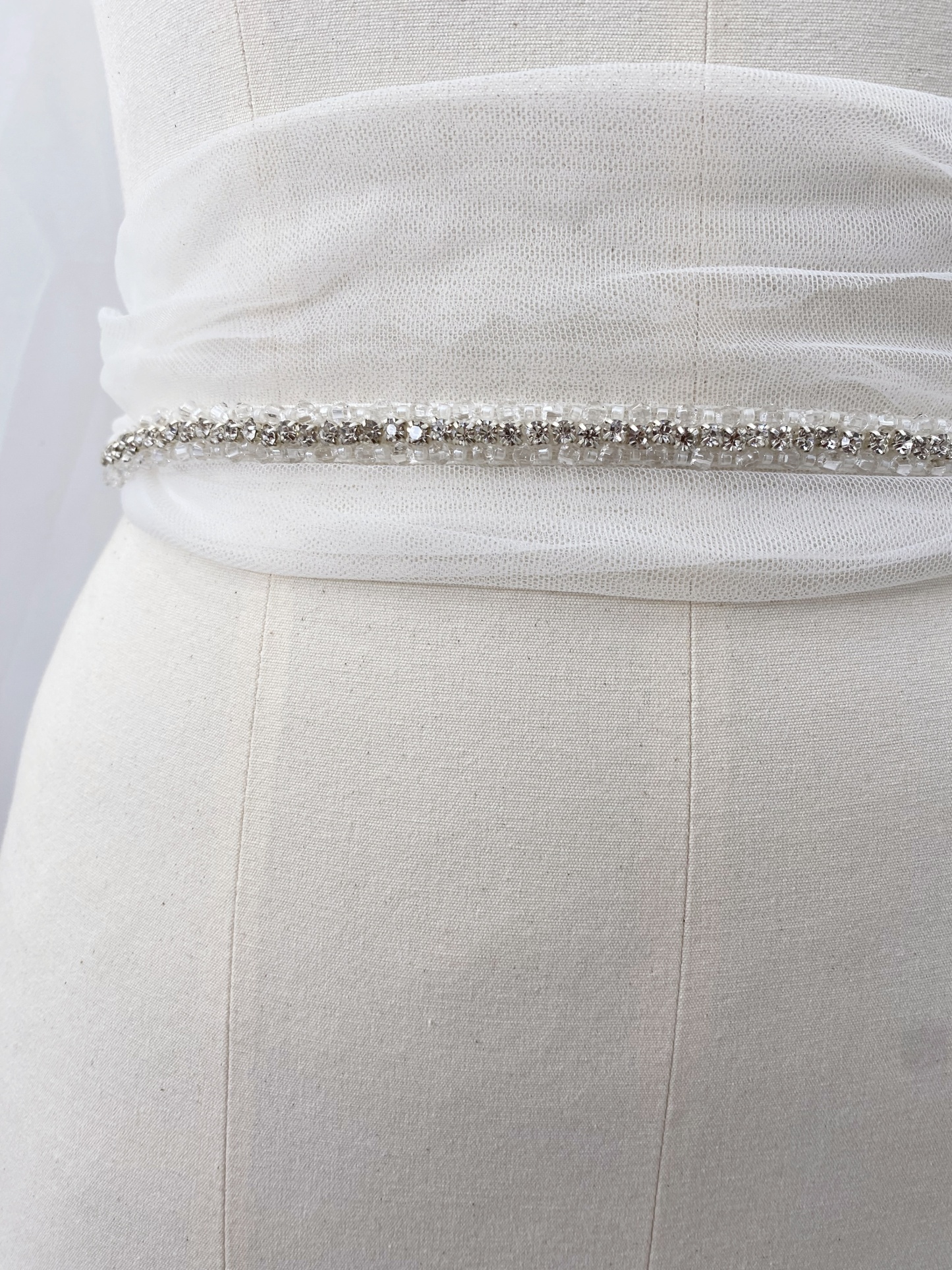 Wedding Dress Sash Belt with Silver Rhinestones, Crystal Bead Bridal Belt with Chiffon, Jeweled Party Dress Belt For Bride Bridesmaid