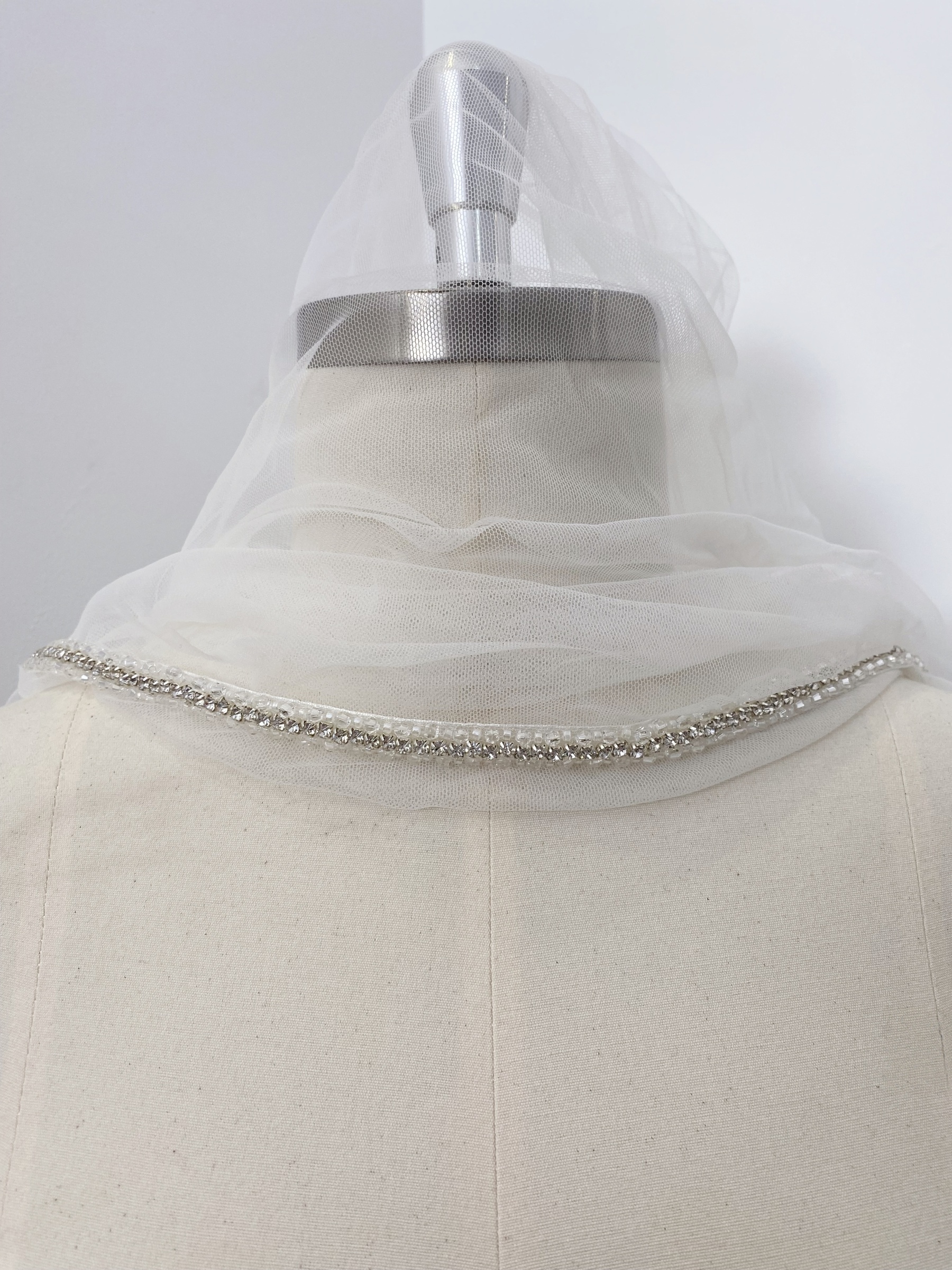 Wedding Dress Sash Belt with Silver Rhinestones, Crystal Bead Bridal Belt with Chiffon, Jeweled Party Dress Belt For Bride Bridesmaid