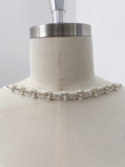 Ivory Wedding Belt with Beads & Crystal Rhinestones, Satin Ribbon Sash Belt for Bridal, Wedding Clasp Belt, Bridesmaid Accessory