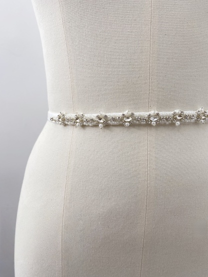 Ivory Wedding Belt with Beads & Crystal Rhinestones, Satin Ribbon Sash Belt for Bridal, Wedding Clasp Belt, Bridesmaid Accessory