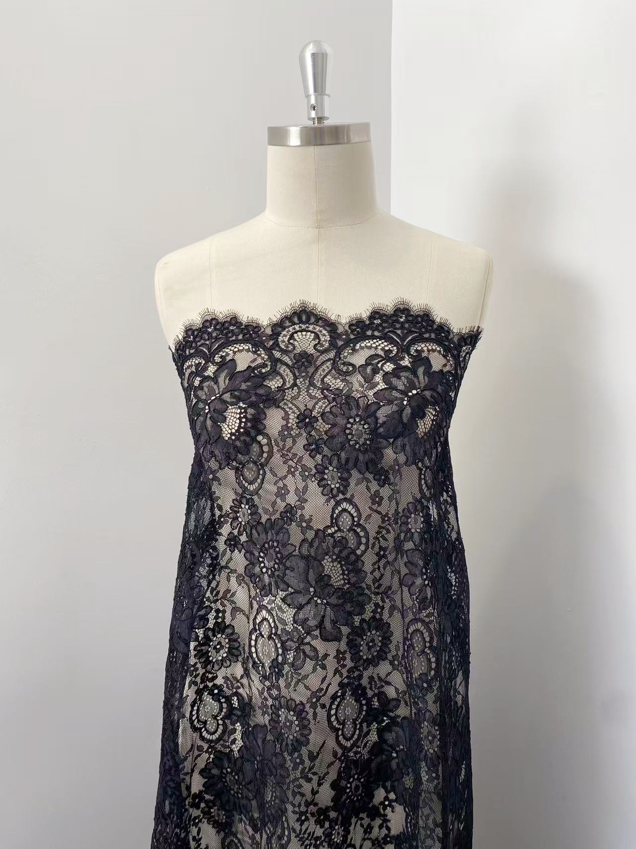 Corded Alencon Flower Lace Fabric, 3 Meters French Chantilly lace fabric trim for wedding shrugs,bridal gown,Classic lace top overlay, sold by 3 maters