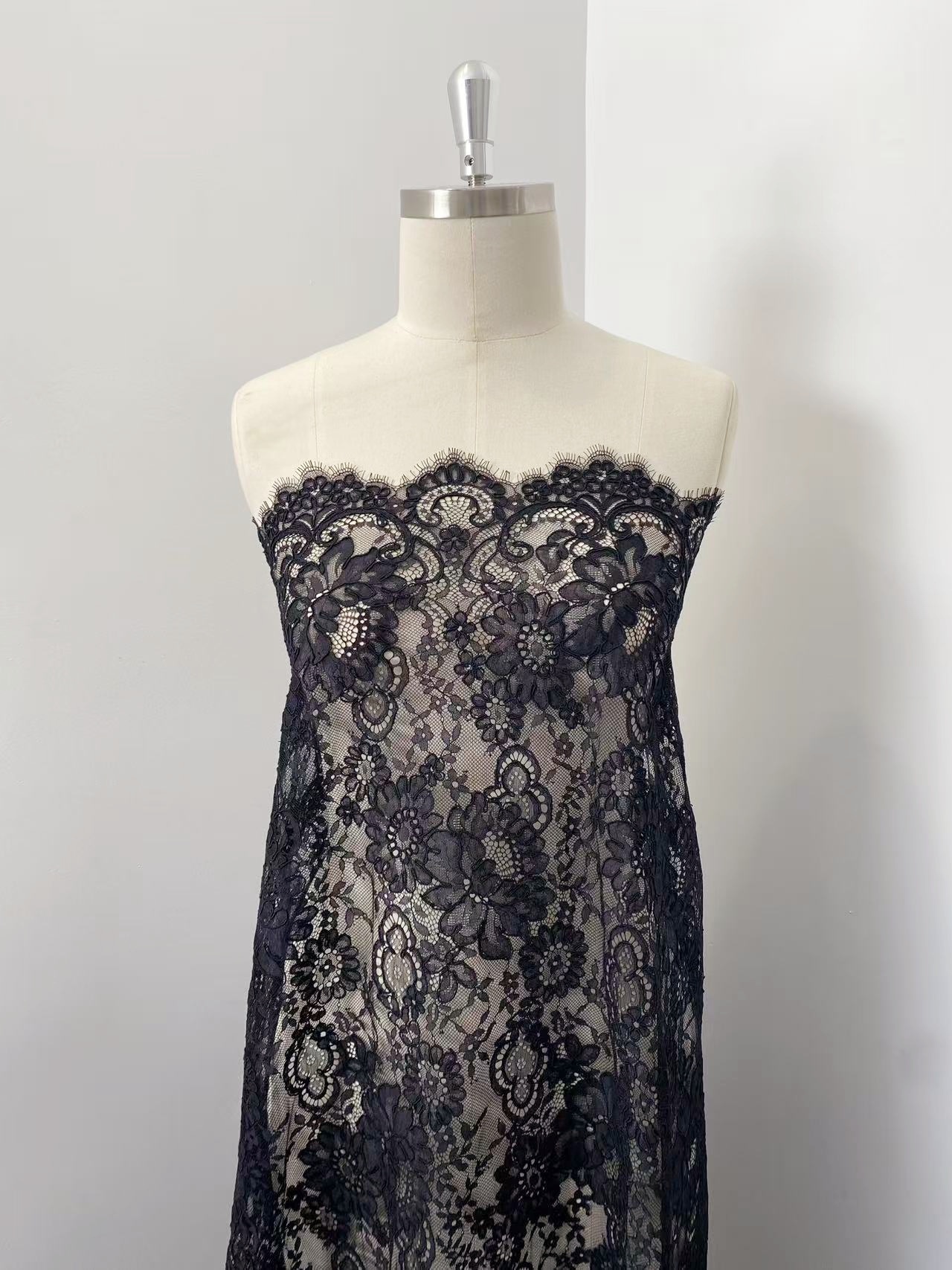 Corded Alencon Flower Lace Fabric, 3 Meters French Chantilly lace fabric trim for wedding shrugs,bridal gown,Classic lace top overlay, sold by 3 maters