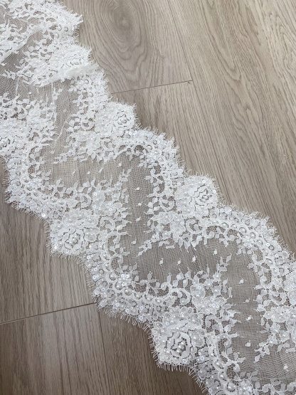 French Chantilly Lace Double Side Scalloped Beaded Lace Trim with Eyelash，Veil Lace Fabric, Bridal Wedding Accessories，Sold as 3-Meter Piece