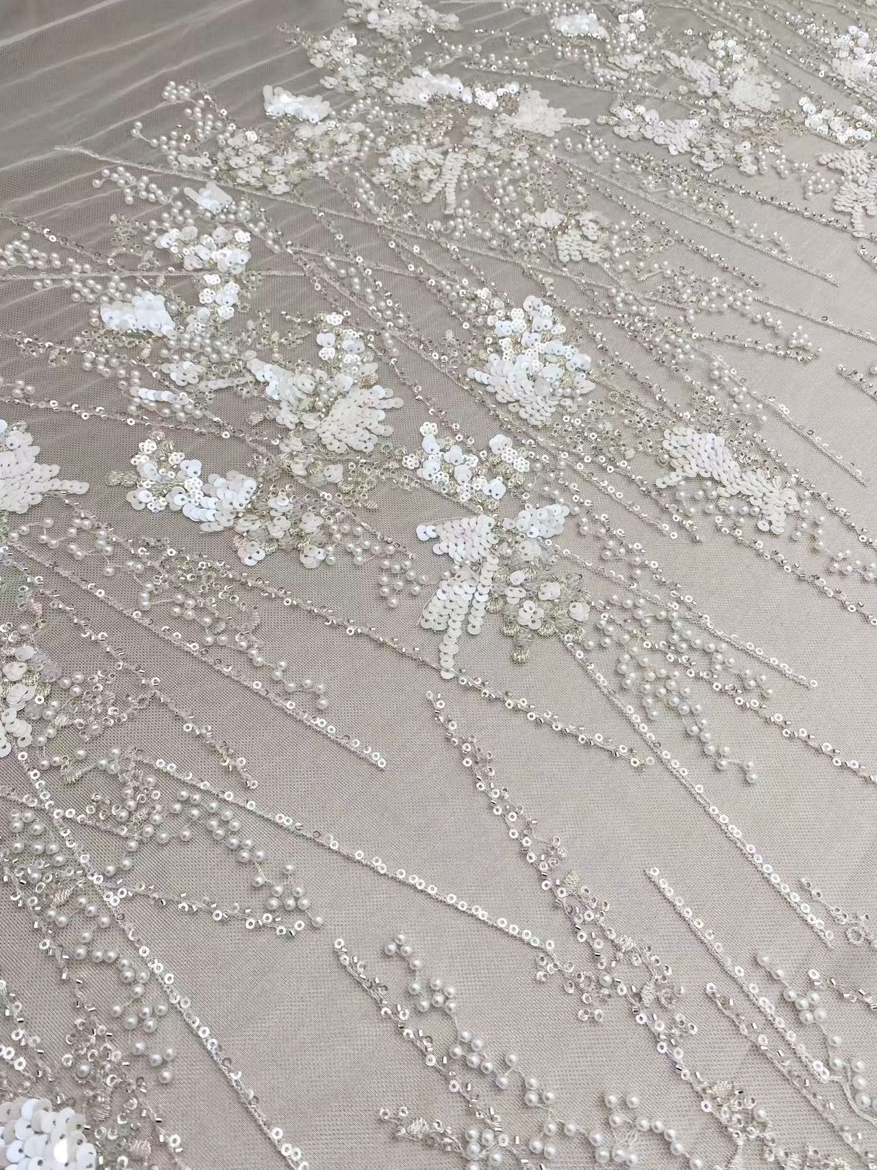 Ivory Heavy Sequin Beads Lace Fabric, Beading Tulle Lace for Prom Dress, Ball Gowns, Couture, Evening Dress