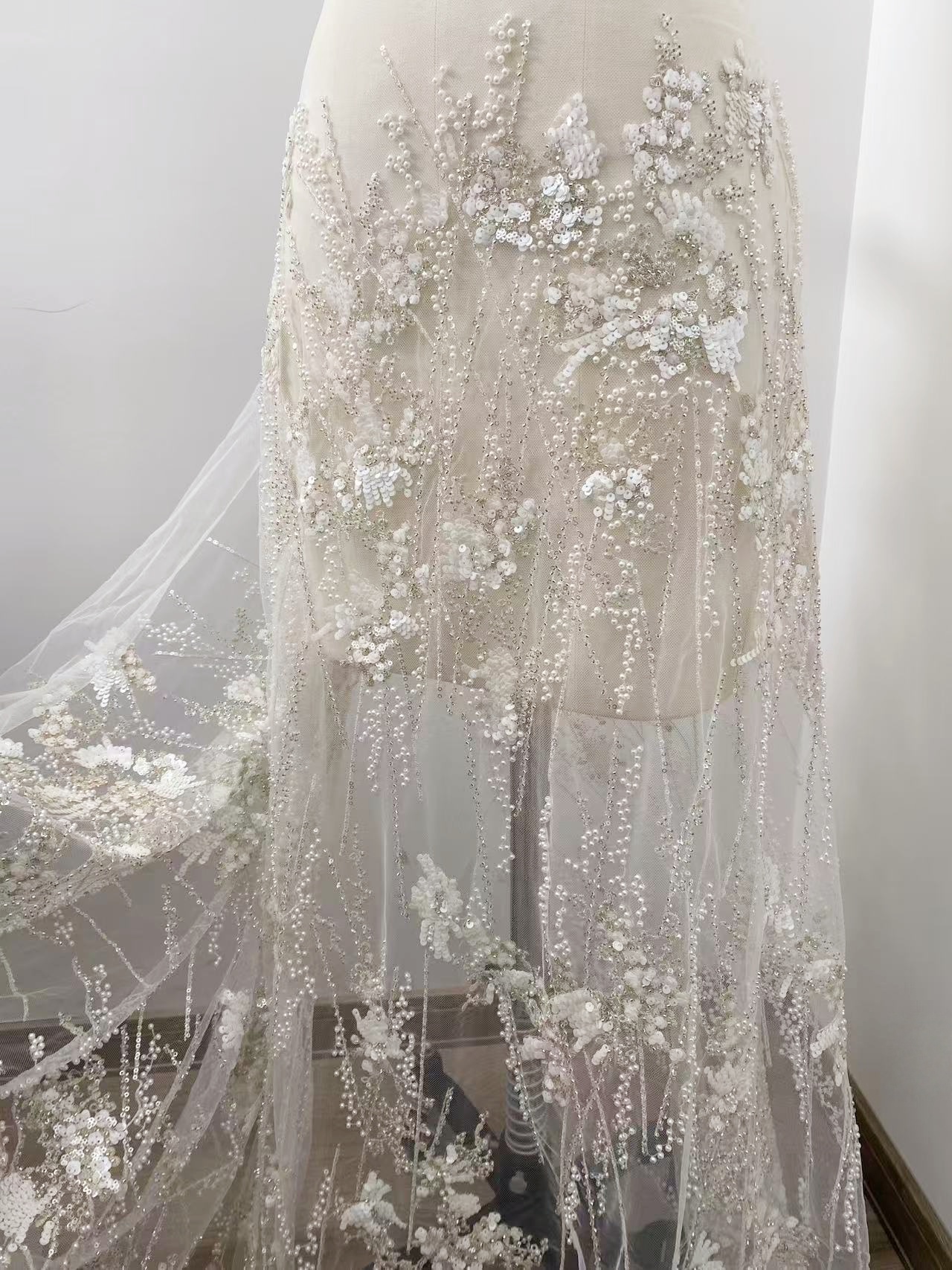 Ivory Heavy Sequin Beads Lace Fabric, Beading Tulle Lace for Prom Dress, Ball Gowns, Couture, Evening Dress