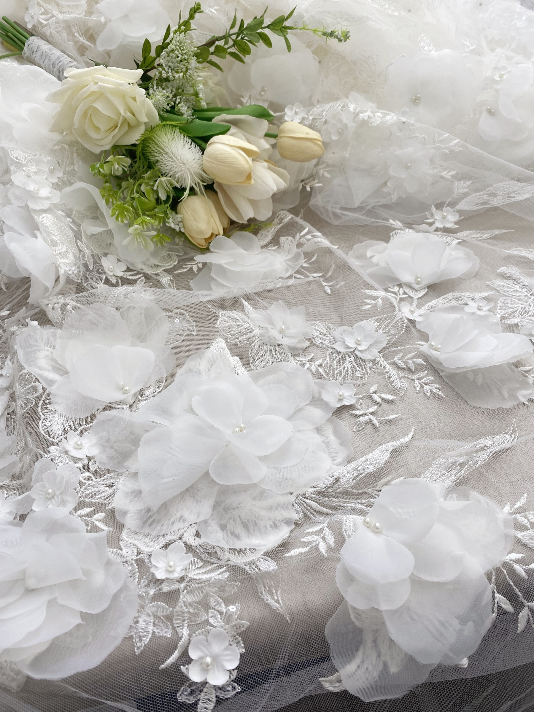 White 3D Floral Embroidery Lace Fabric With Pearls, Soft Tulle lace For Wedding gown, Evening Dresses, Prom-Dress By The Yard