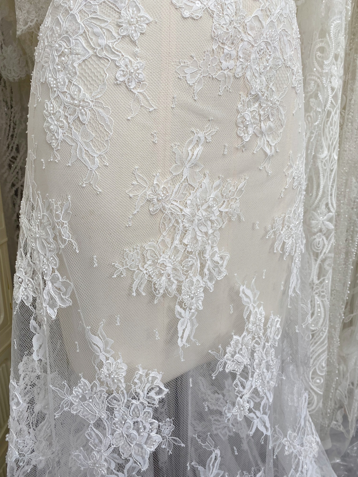 Ivory Beaded Chantilly Lace Fabric for Wedding Dress,Bridal Gown Veil