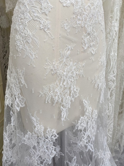 Ivory Beaded Chantilly Lace Fabric for Wedding Dress,Bridal Gown Veil