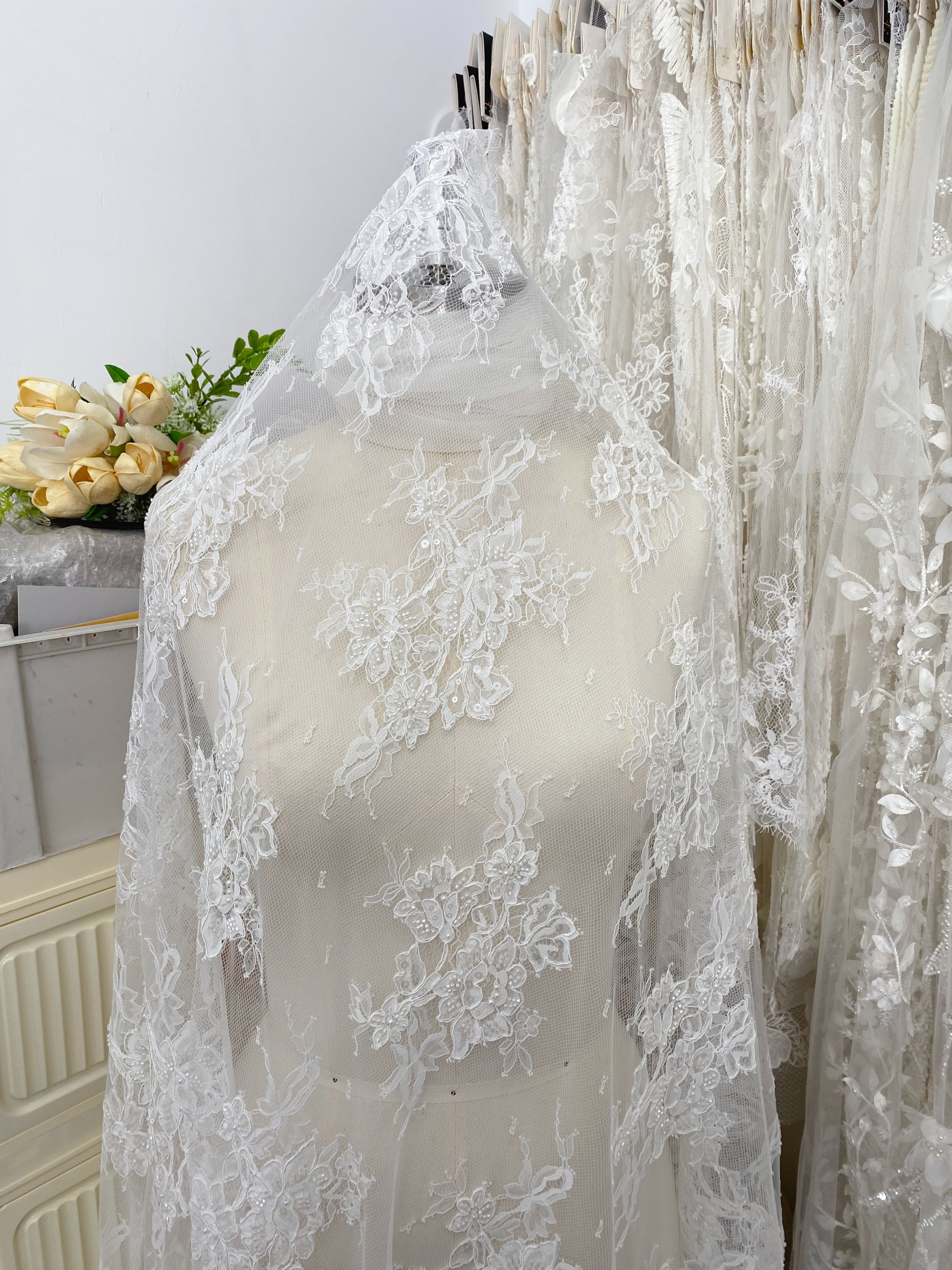 Ivory Beaded Chantilly Lace Fabric for Wedding Dress,Bridal Gown Veil