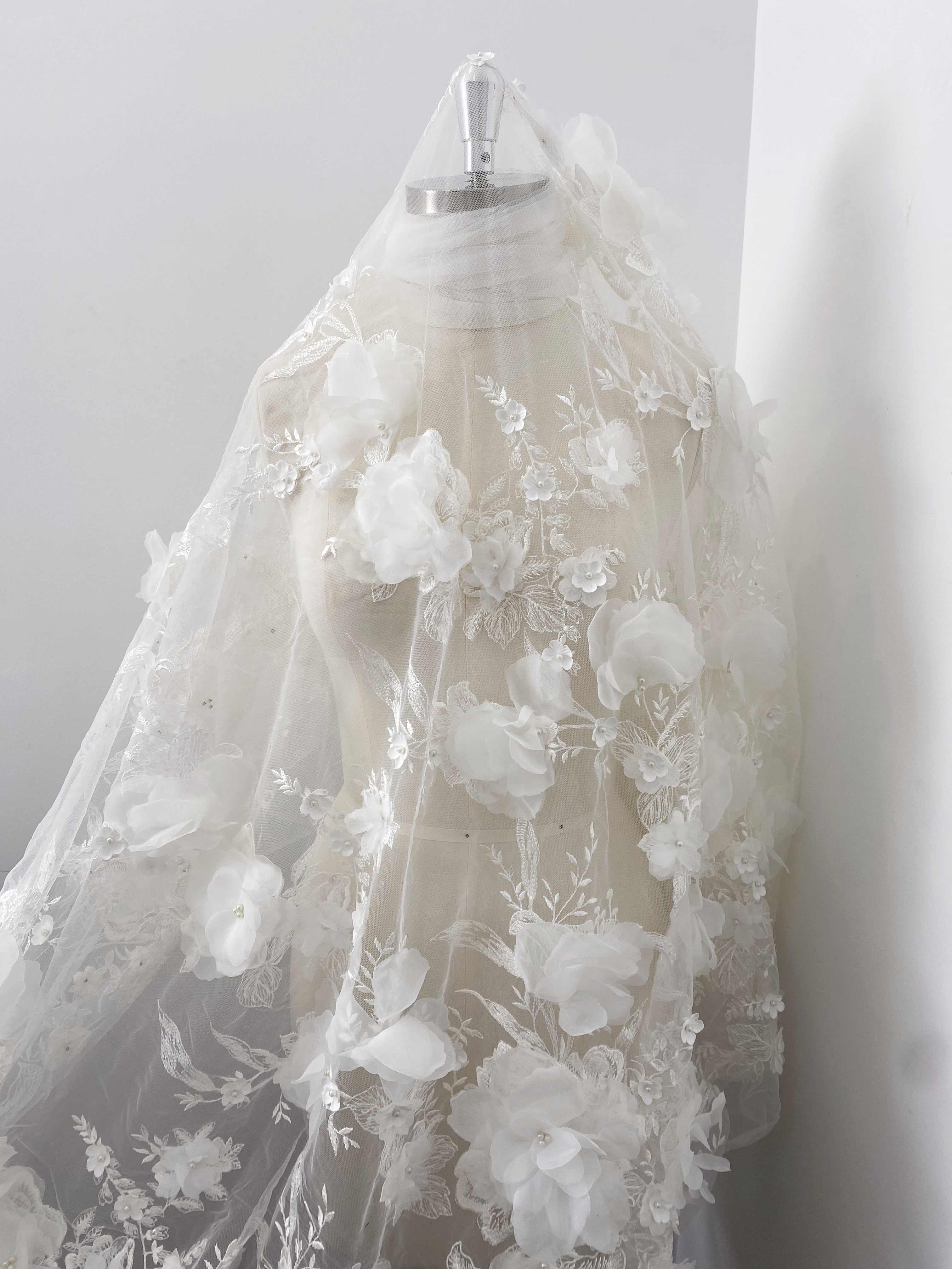 White 3D Floral Embroidery Lace Fabric With Pearls, Soft Tulle lace For Wedding gown, Evening Dresses, Prom-Dress By The Yard