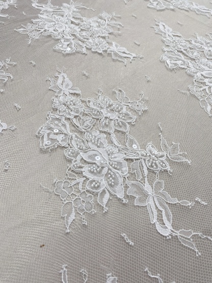 Ivory Beaded Chantilly Lace Fabric for Wedding Dress,Bridal Gown Veil
