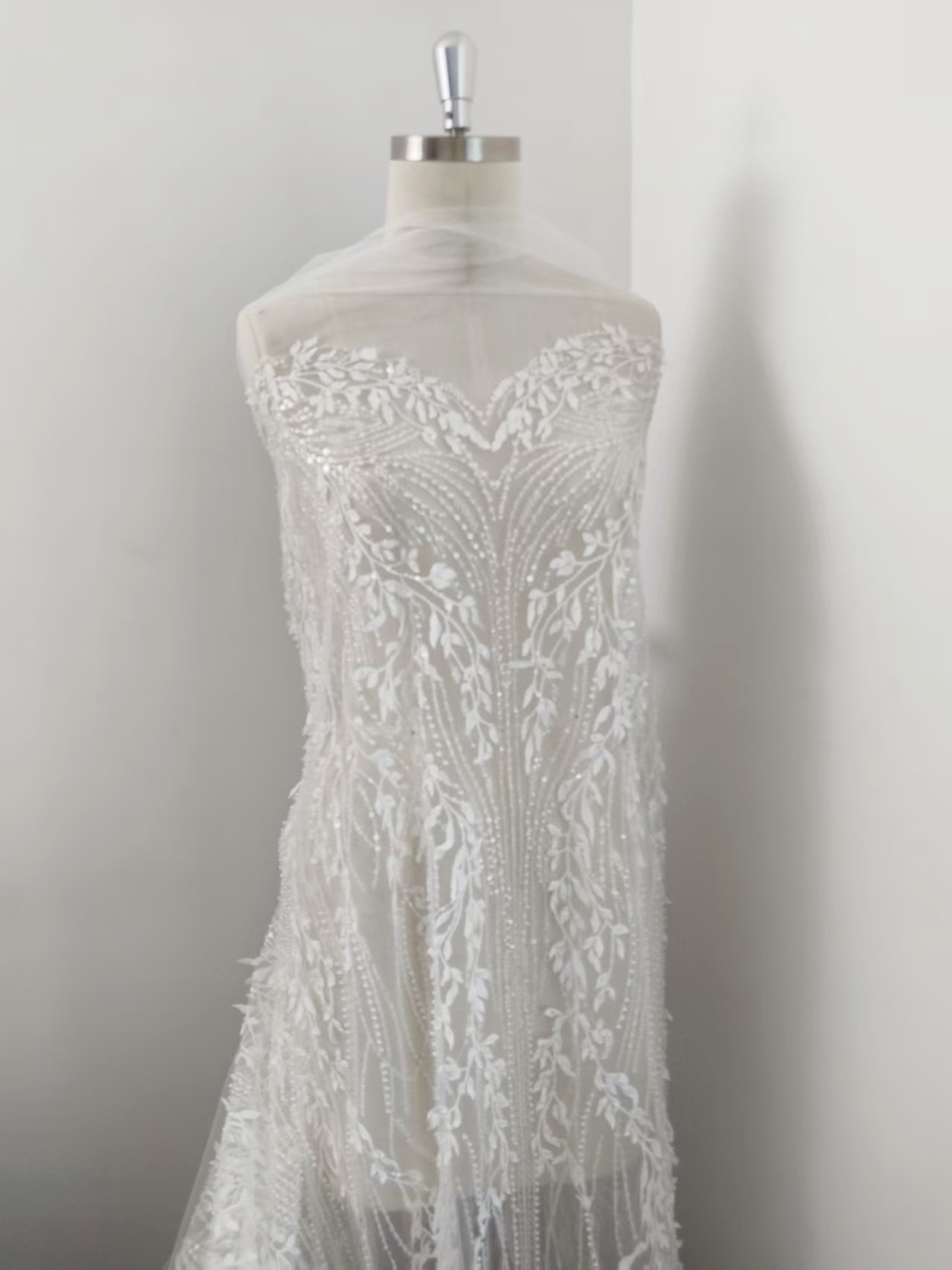 Luxury 3D Leaves Embroidered Tulle Fabric with Sequins and Pearls for Wedding Dress, Bridal Party Gown, White Lace by the Yard