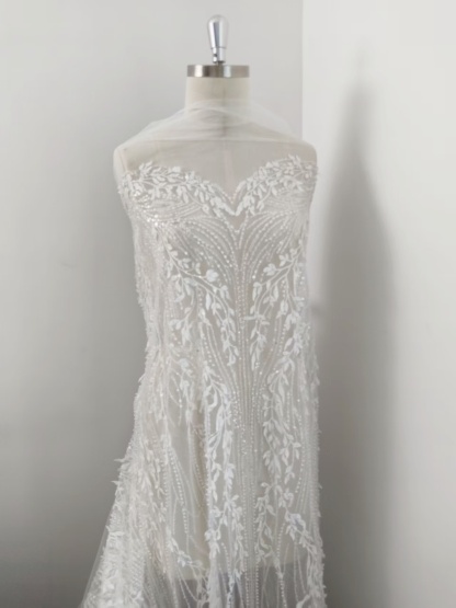 Luxury 3D Leaves Embroidered Tulle Fabric with Sequins and Pearls for Wedding Dress, Bridal Party Gown, White Lace by the Yard