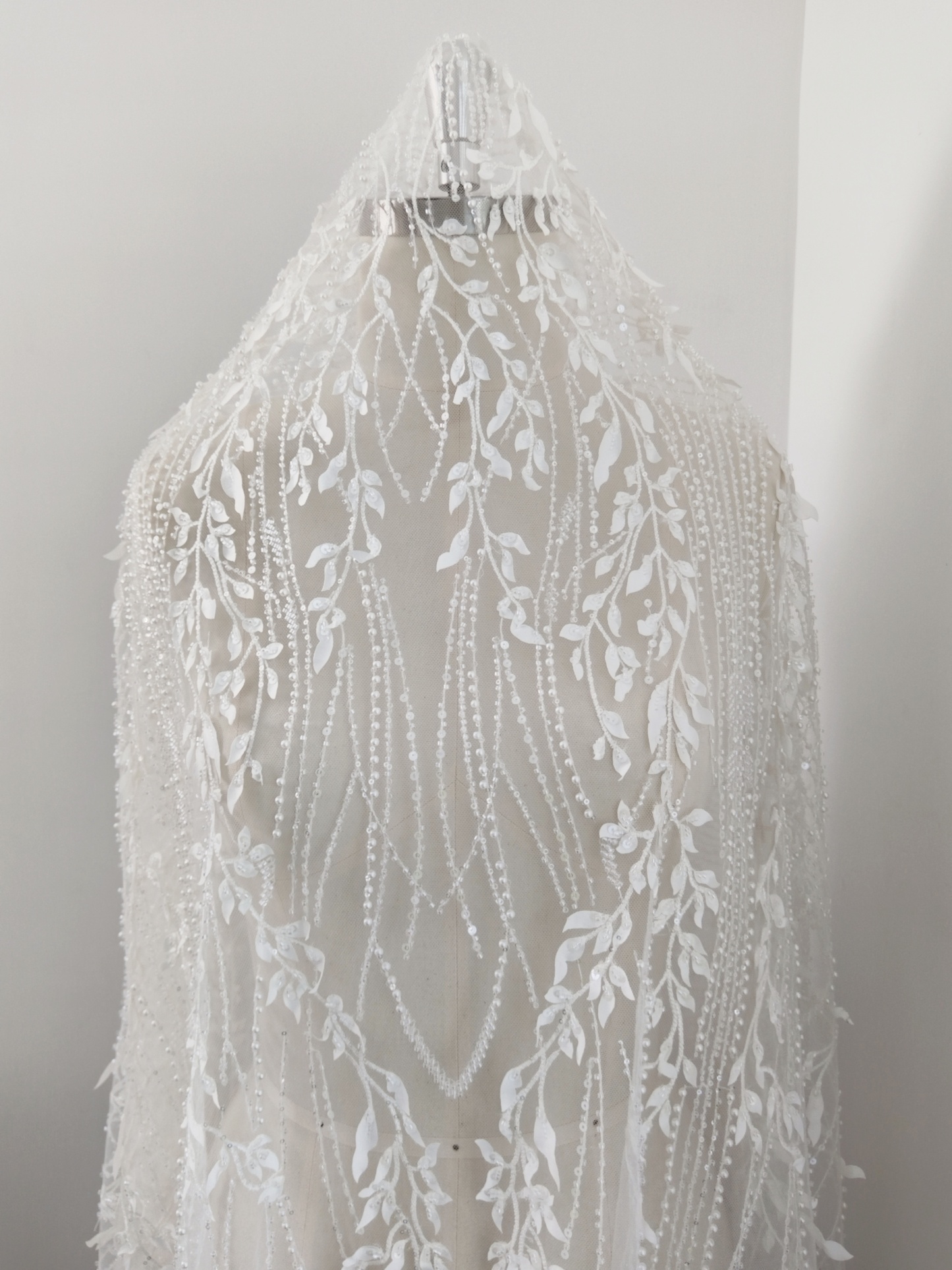 Luxury 3D Leaves Embroidered Tulle Fabric with Sequins and Pearls for Wedding Dress, Bridal Party Gown, White Lace by the Yard