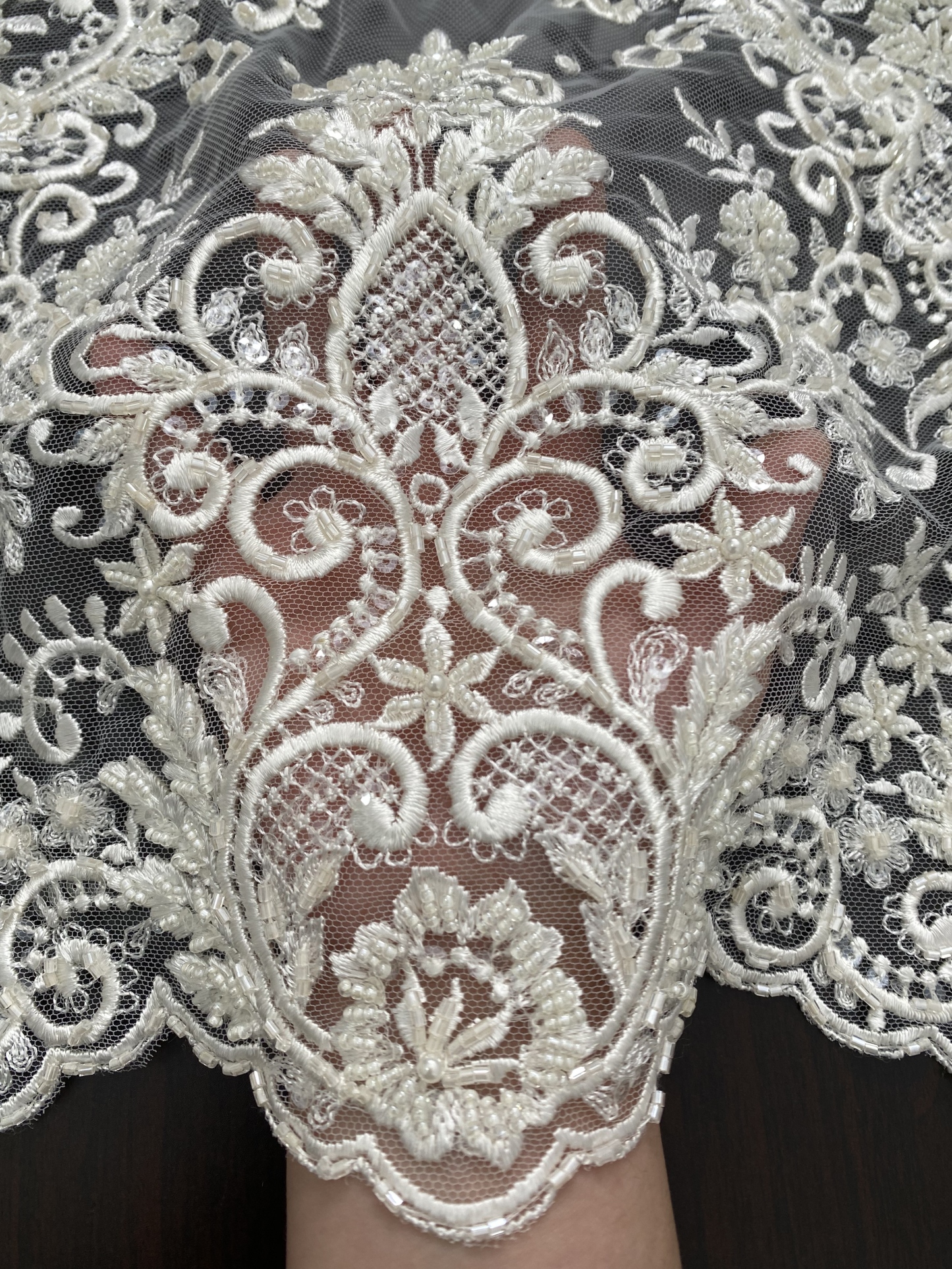 Venice Trim Lace Beautiful Embroidered Lace for Home Decor Costume Supplies Altered Couture, by 1 yards