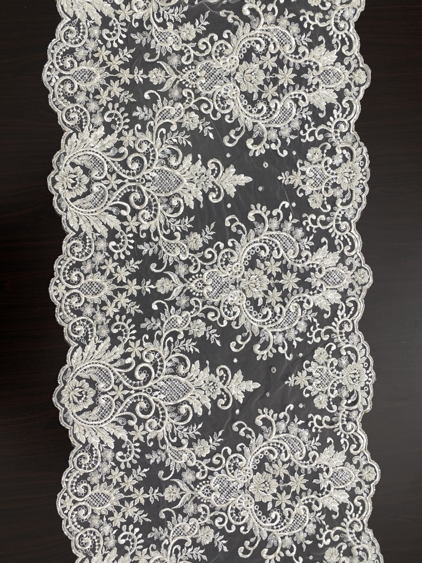 Venice Trim Lace Beautiful Embroidered Lace for Home Decor Costume Supplies Altered Couture, by 1 yards