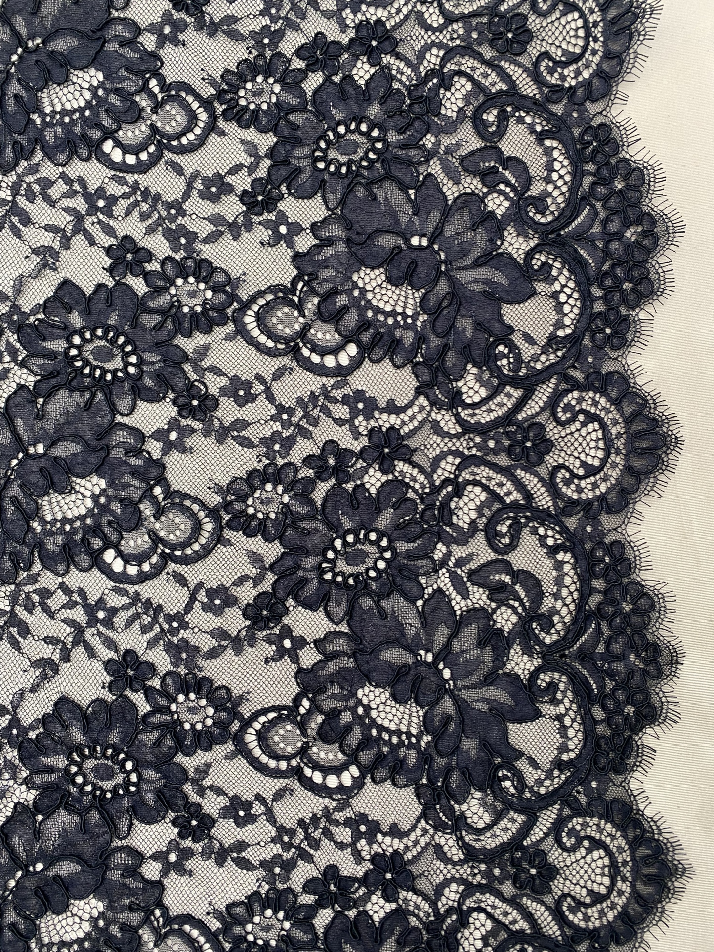 Corded Alencon Flower Lace Fabric, 3 Meters French Chantilly lace fabric trim for wedding shrugs,bridal gown,Classic lace top overlay, sold by 3 maters