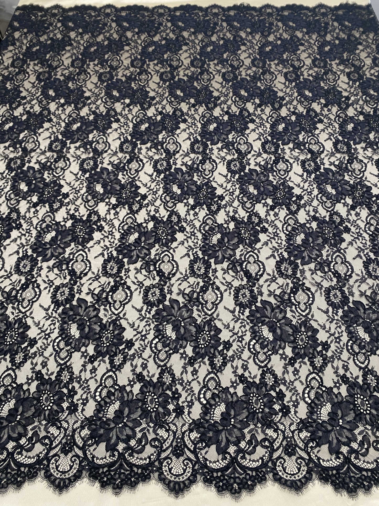 Corded Alencon Flower Lace Fabric, 3 Meters French Chantilly lace fabric trim for wedding shrugs,bridal gown,Classic lace top overlay, sold by 3 maters