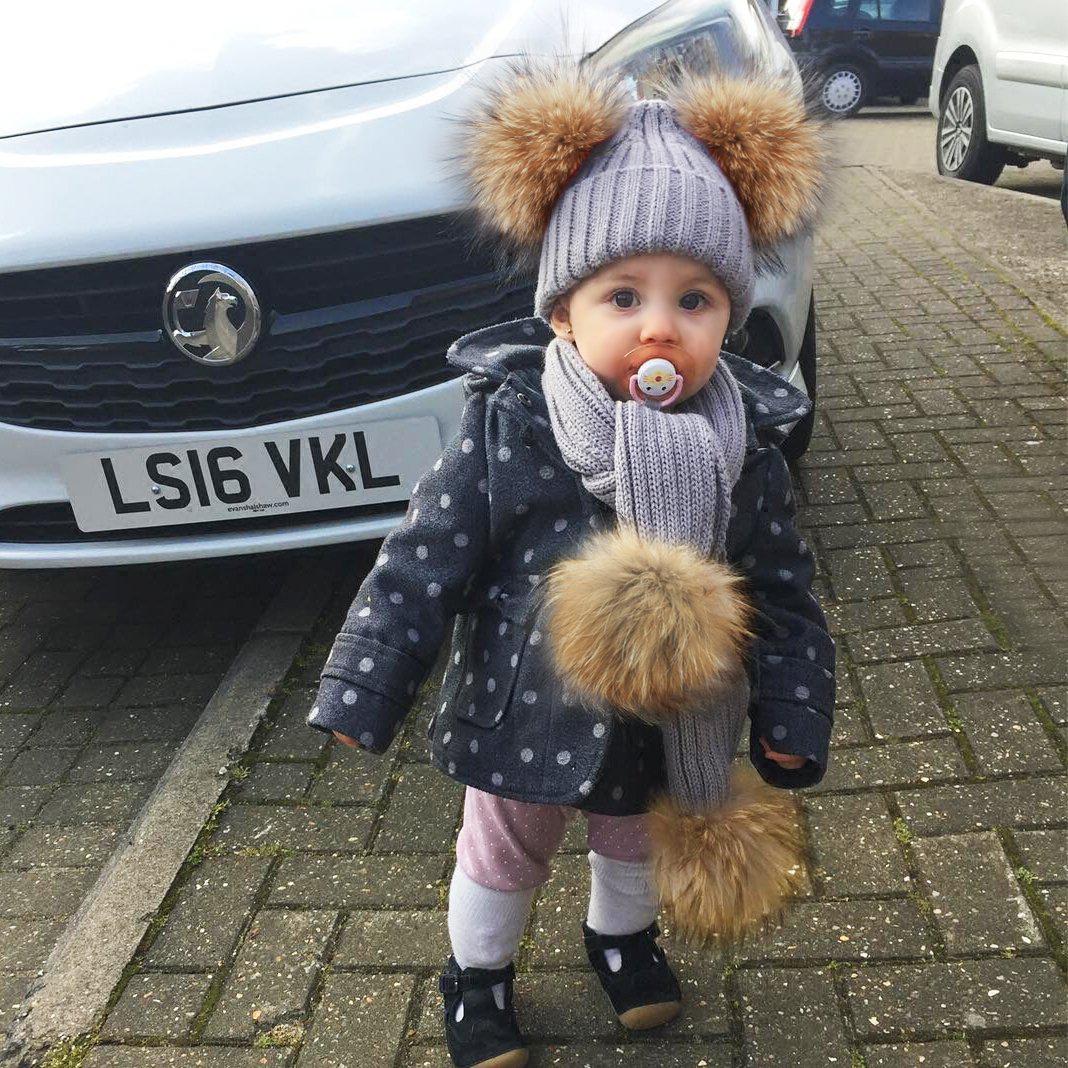 2-piece Baby Knit Hat Scarf Set.