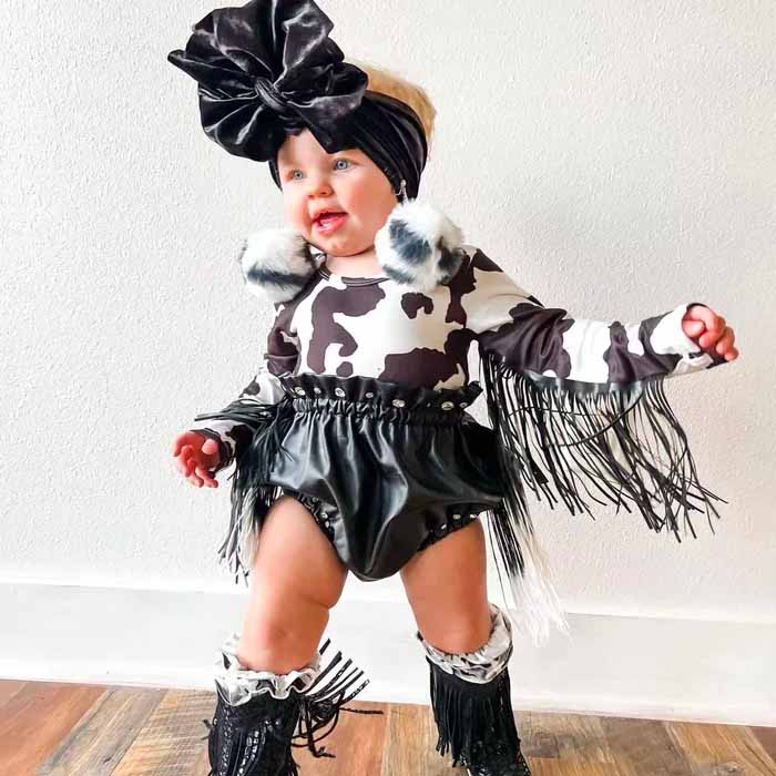 2-Piece Cow Girl Set.
