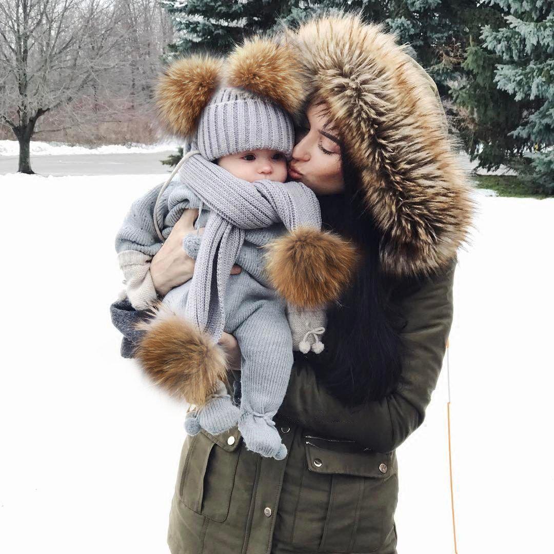 2-piece Baby Knit Hat Scarf Set.