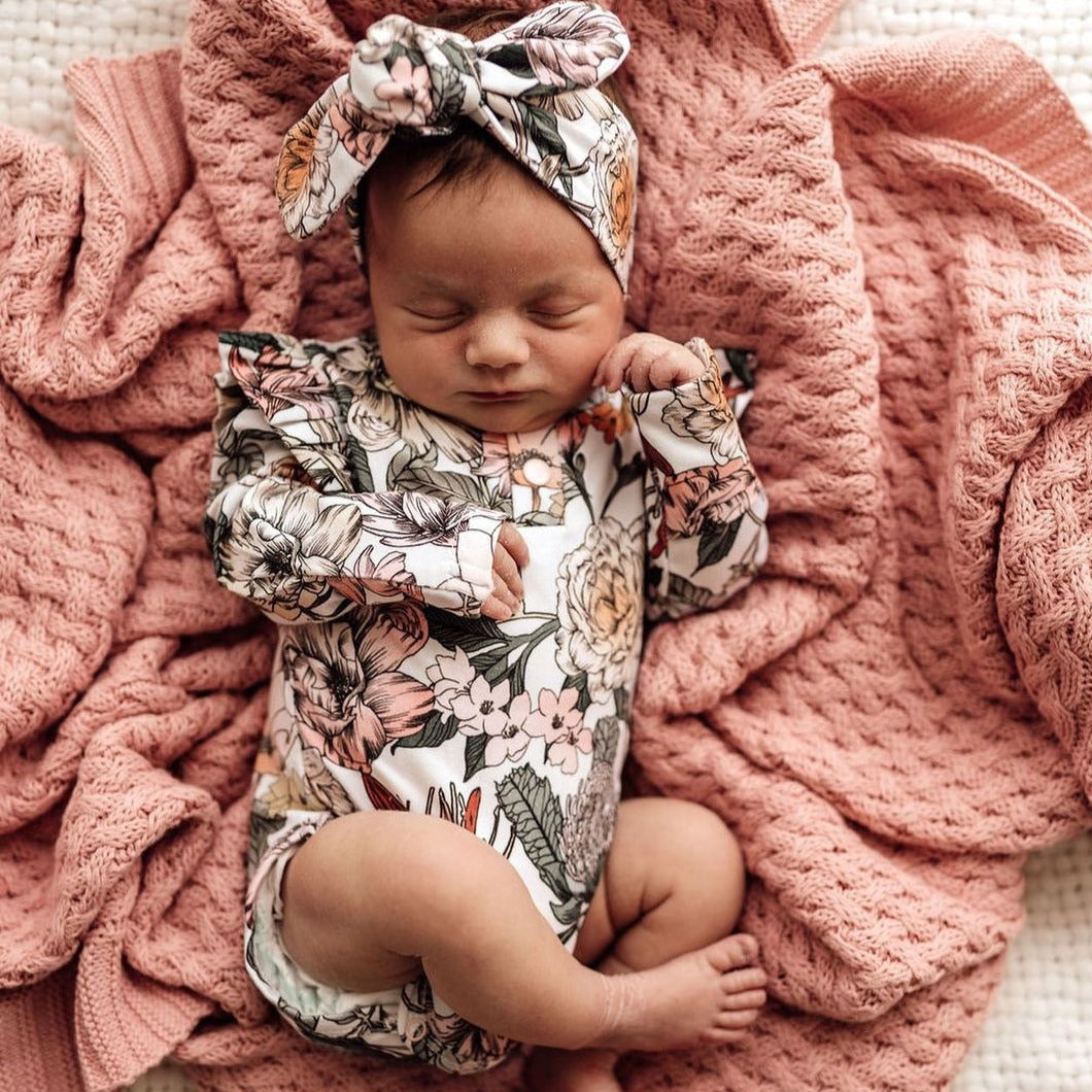 2-piece Baby Flower Suits.