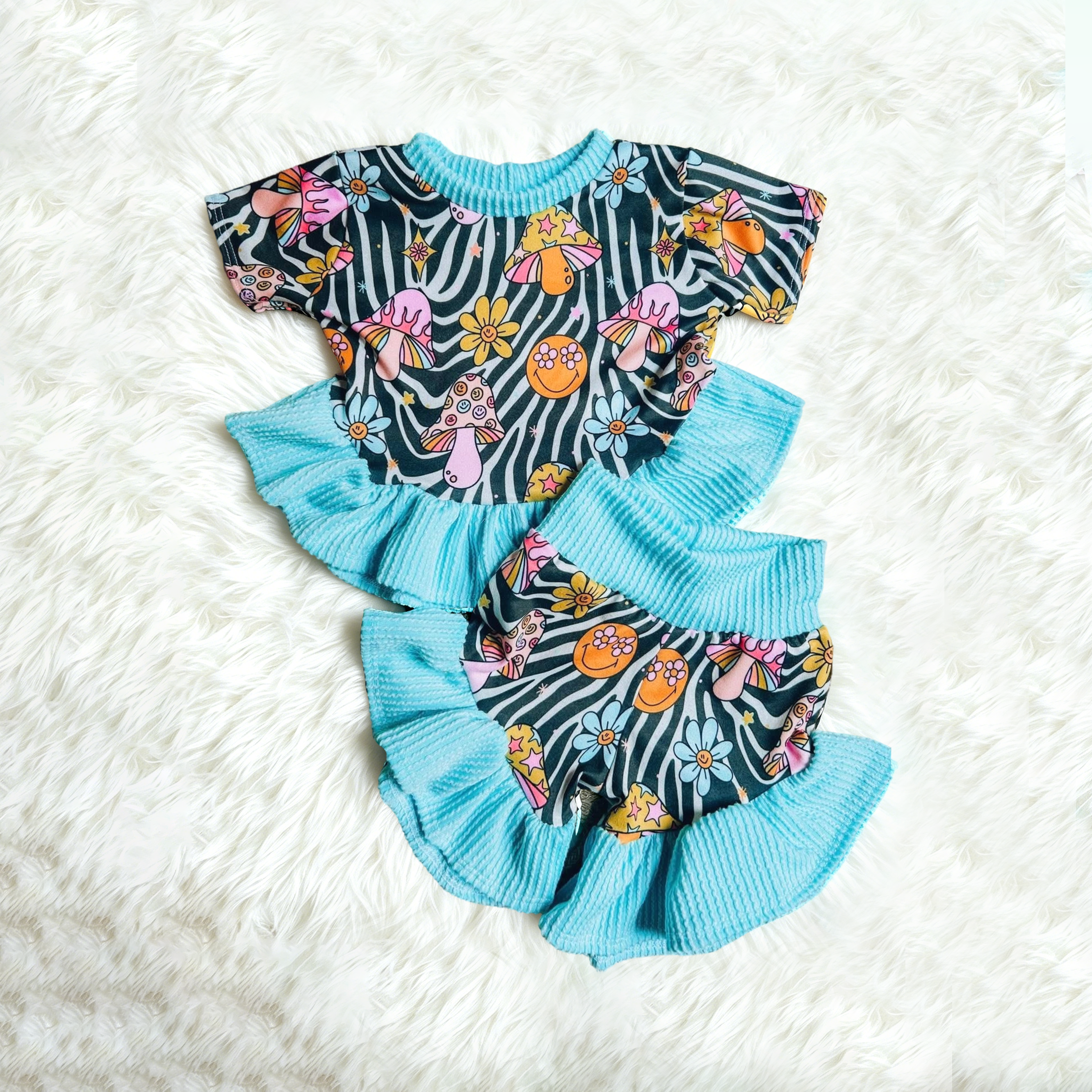 Baby Mushroom Happy Face Flower Set