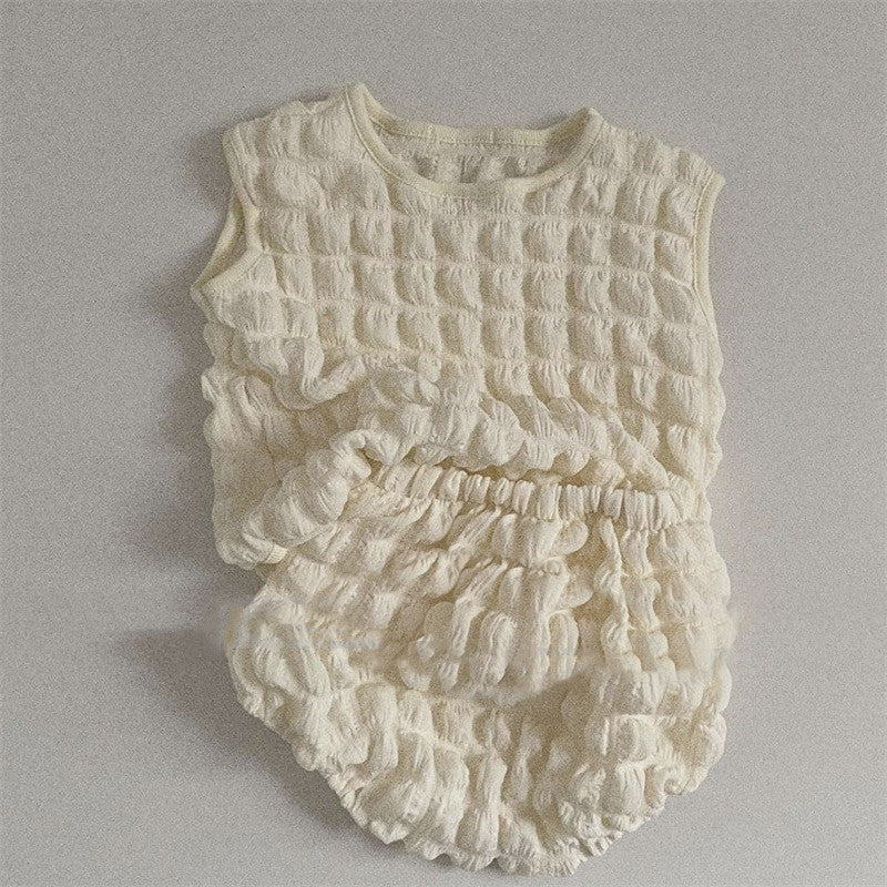 2-piece Sleeveless Grid Suit.
