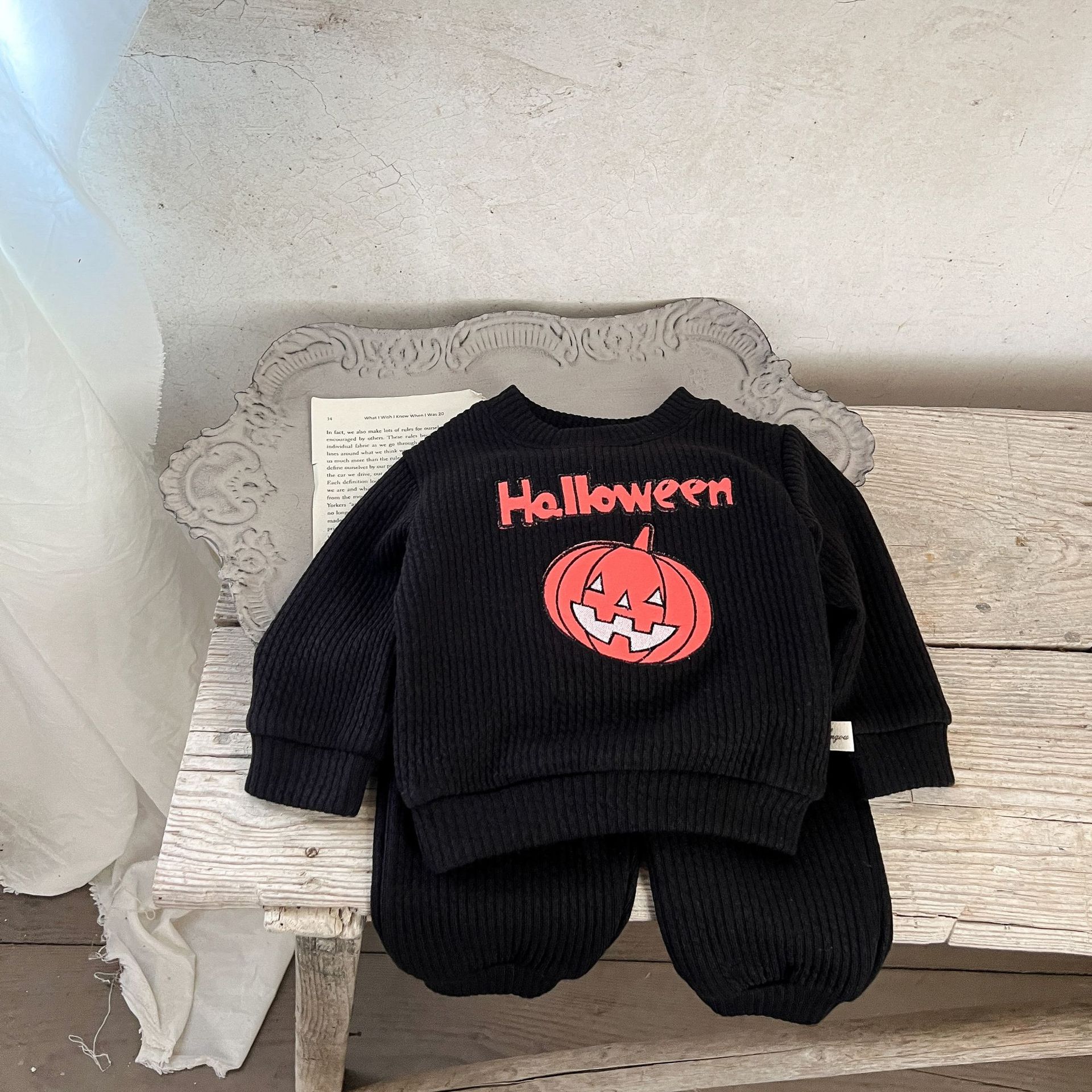 Pumpkin Embroidered Set