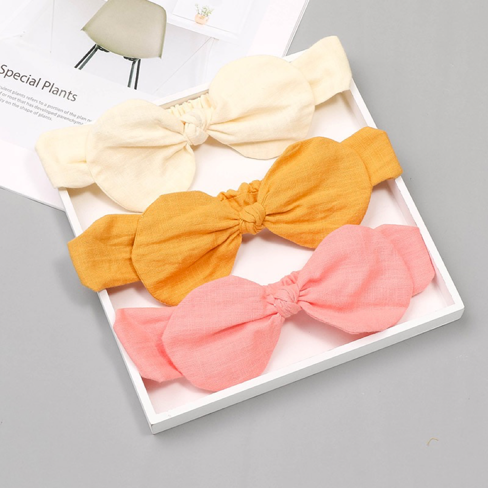 Baby pure cotton hair band.