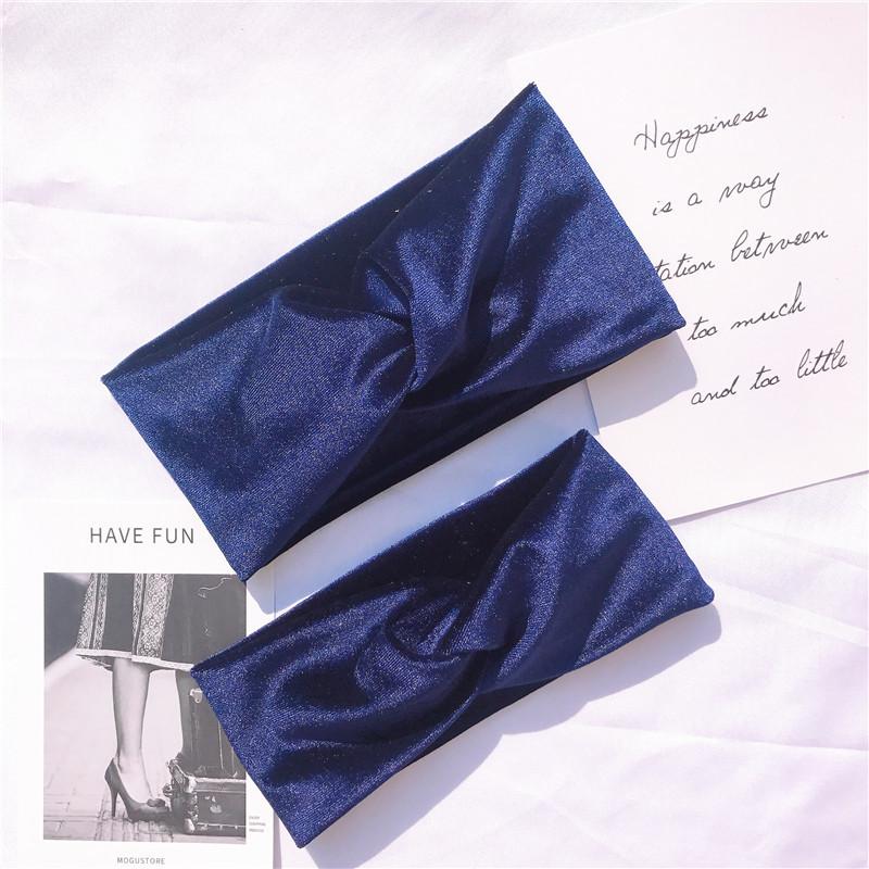 MOM and ME Velvet Cross Hairband.