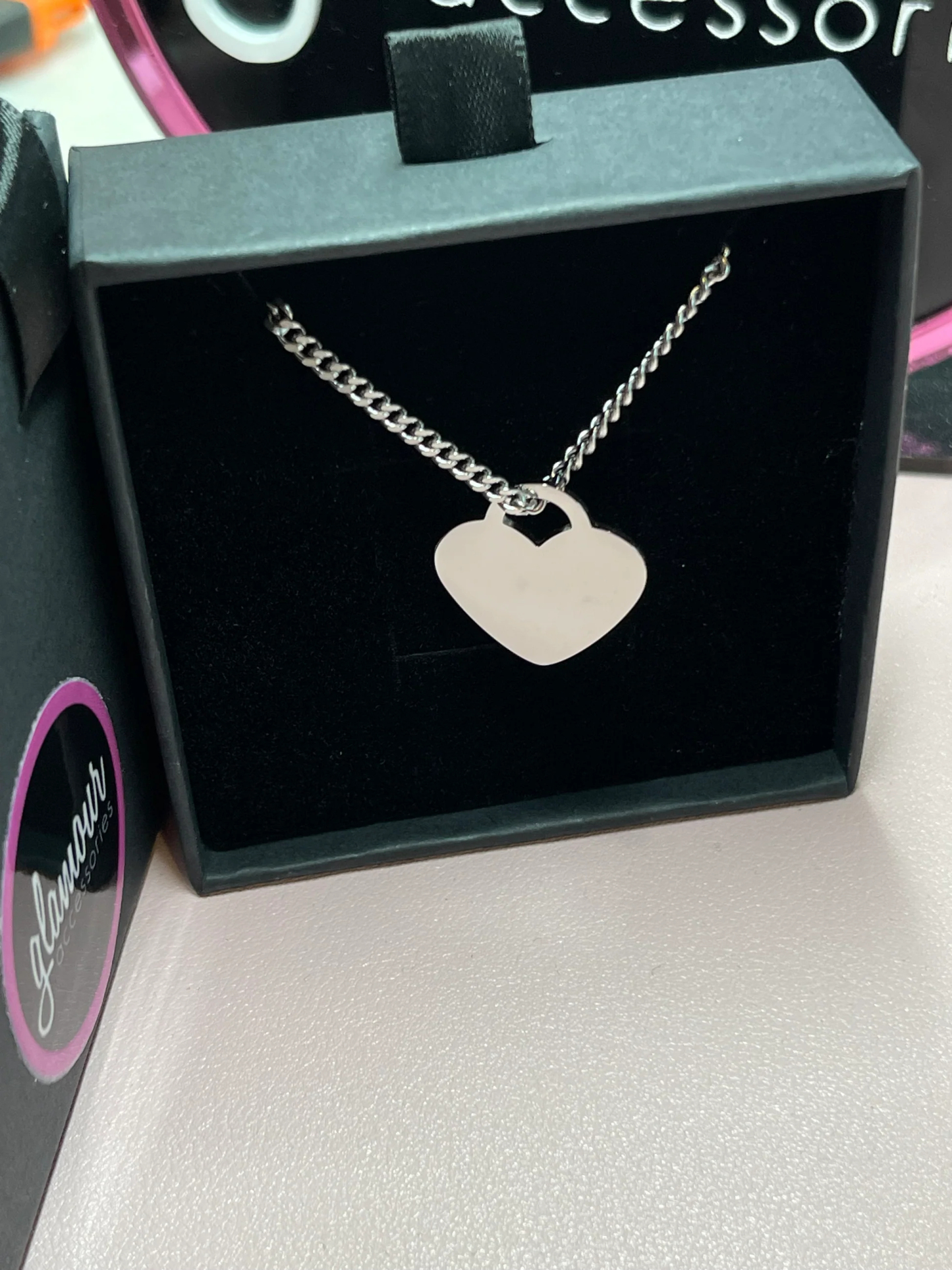 Small Heart necklace chunky chain