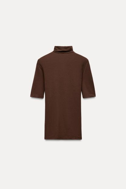 SLIM FIT - HIGH NECK - REGULAR LENGTH - SHORT SLEEVE