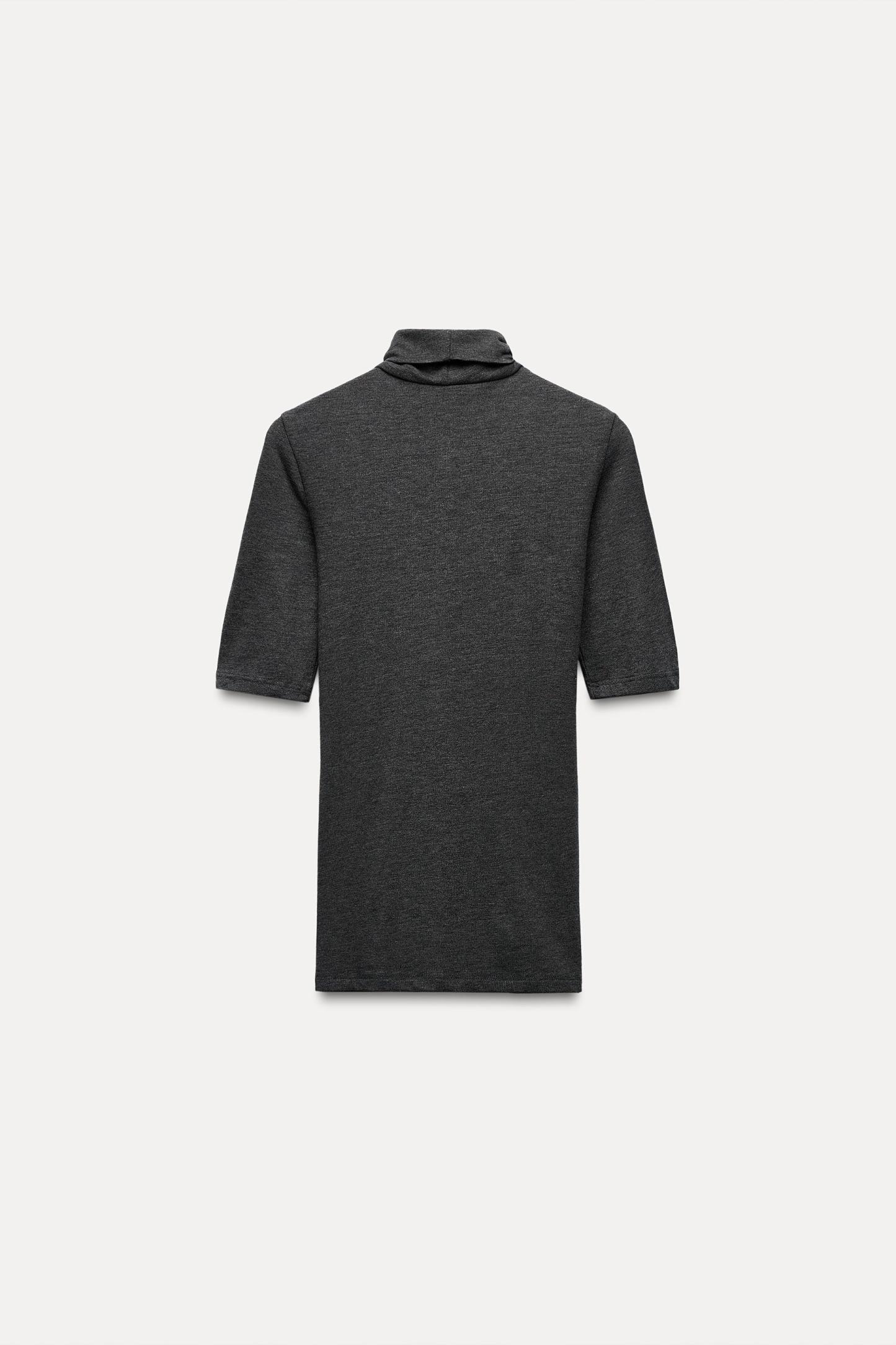 SLIM FIT - HIGH NECK - REGULAR LENGTH - SHORT SLEEVE