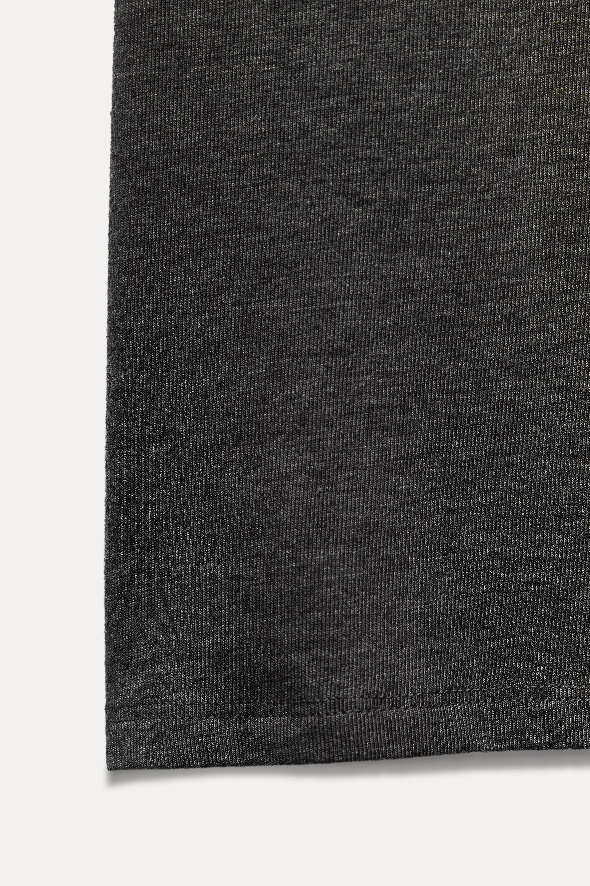 SLIM FIT - HIGH NECK - REGULAR LENGTH - SHORT SLEEVE