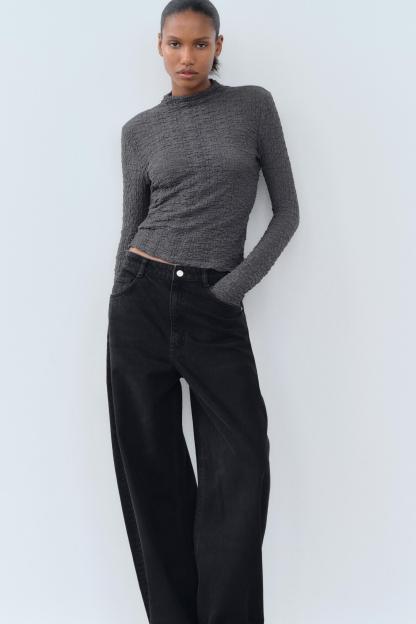 SLIM FIT - HIGH COLLAR - REGULAR LENGTH - LONG SLEEVE