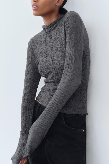 SLIM FIT - HIGH COLLAR - REGULAR LENGTH - LONG SLEEVE