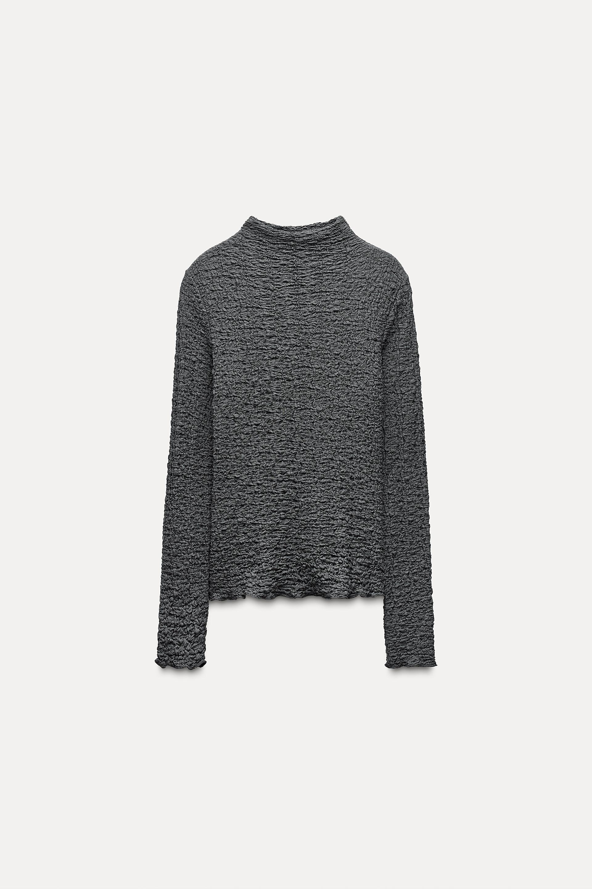 SLIM FIT - HIGH COLLAR - REGULAR LENGTH - LONG SLEEVE