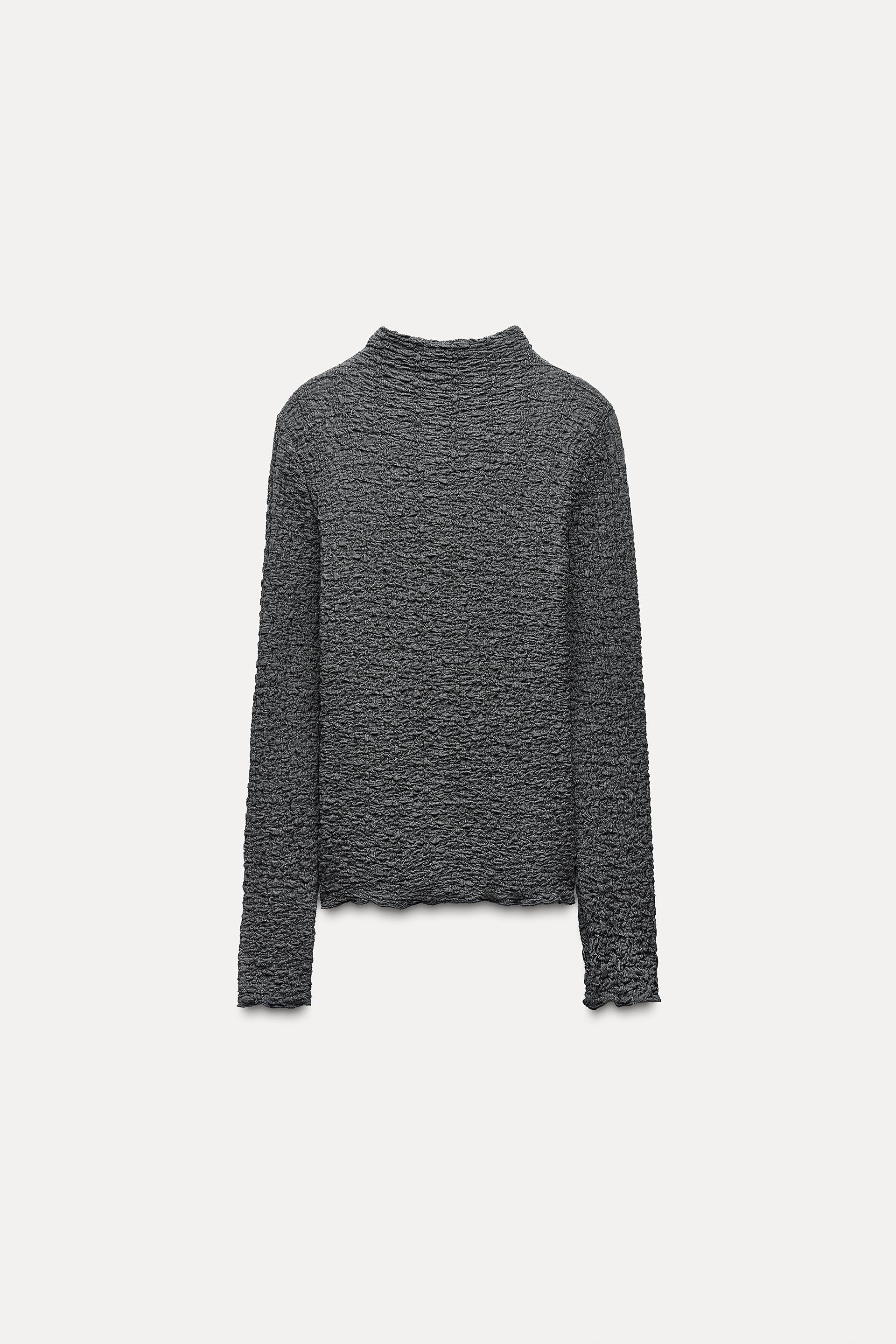 SLIM FIT - HIGH COLLAR - REGULAR LENGTH - LONG SLEEVE