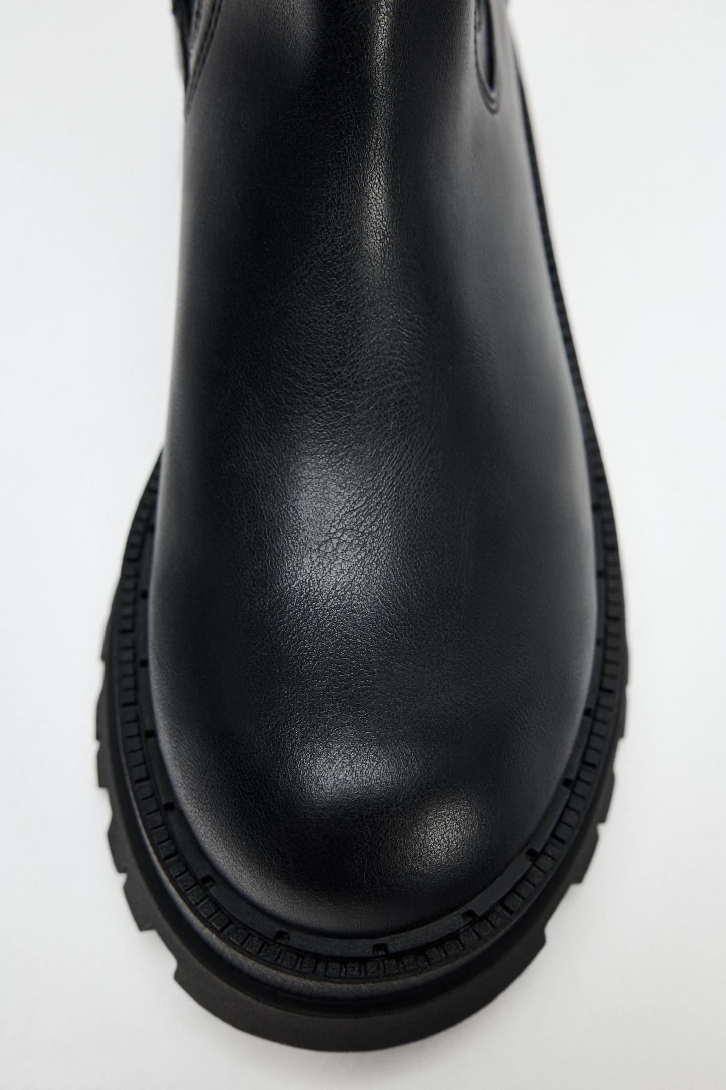 LUG SOLE ANKLE BOOTS