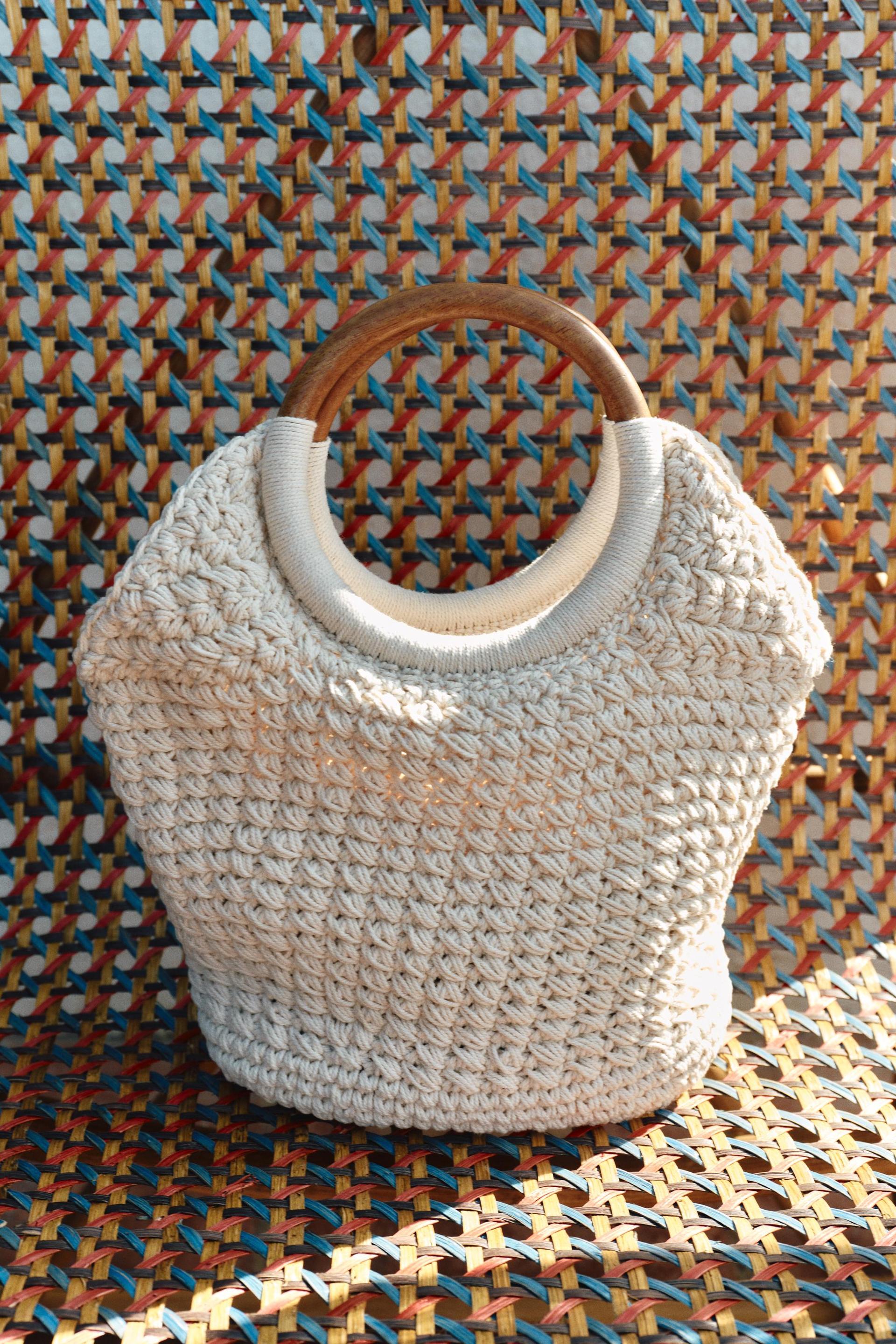 MACRAM BUCKET BAG