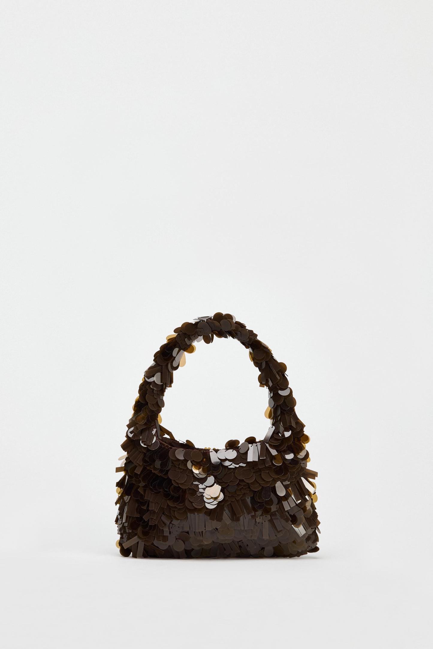 BUCKET BAG WITH APPLIQU