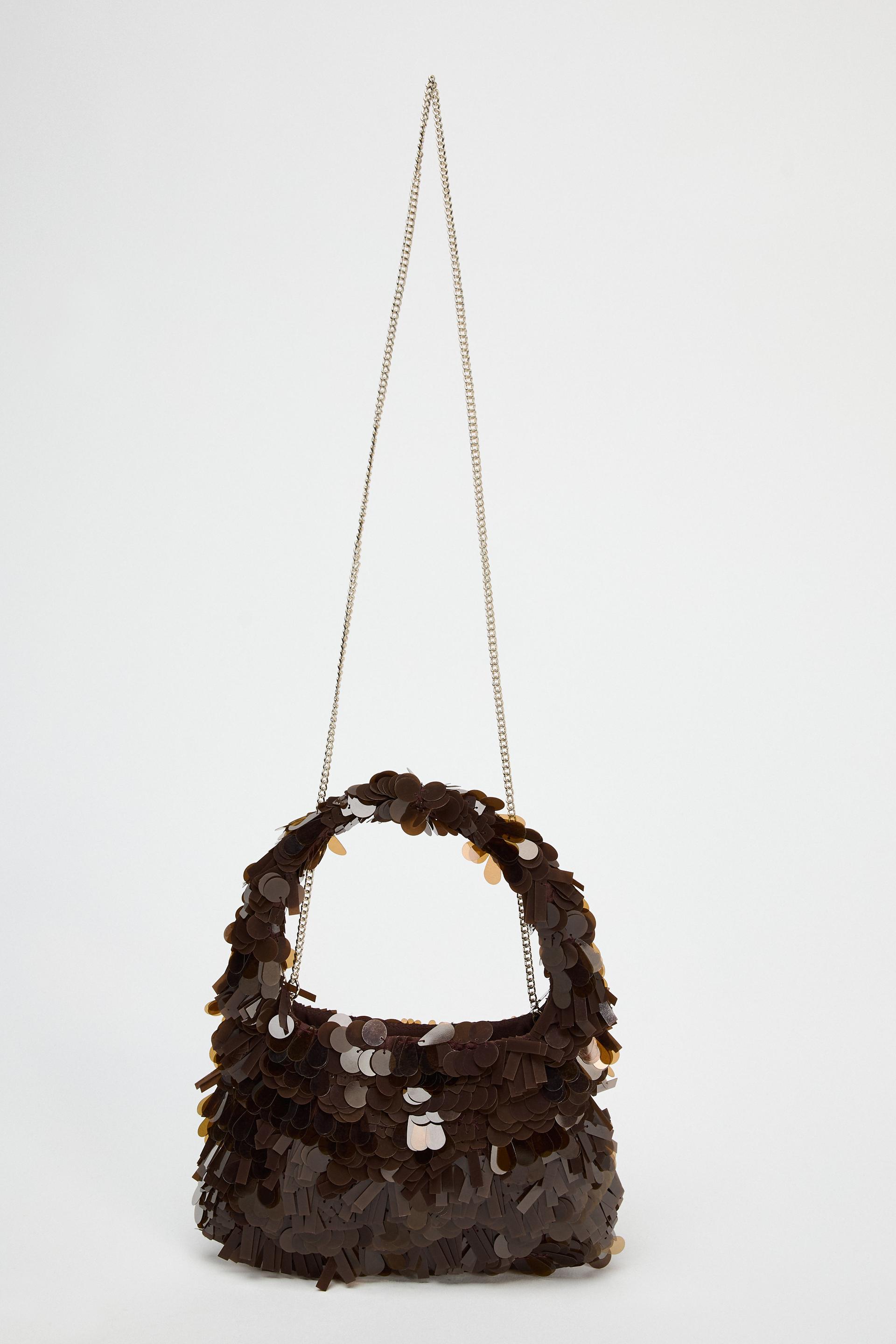 BUCKET BAG WITH APPLIQU